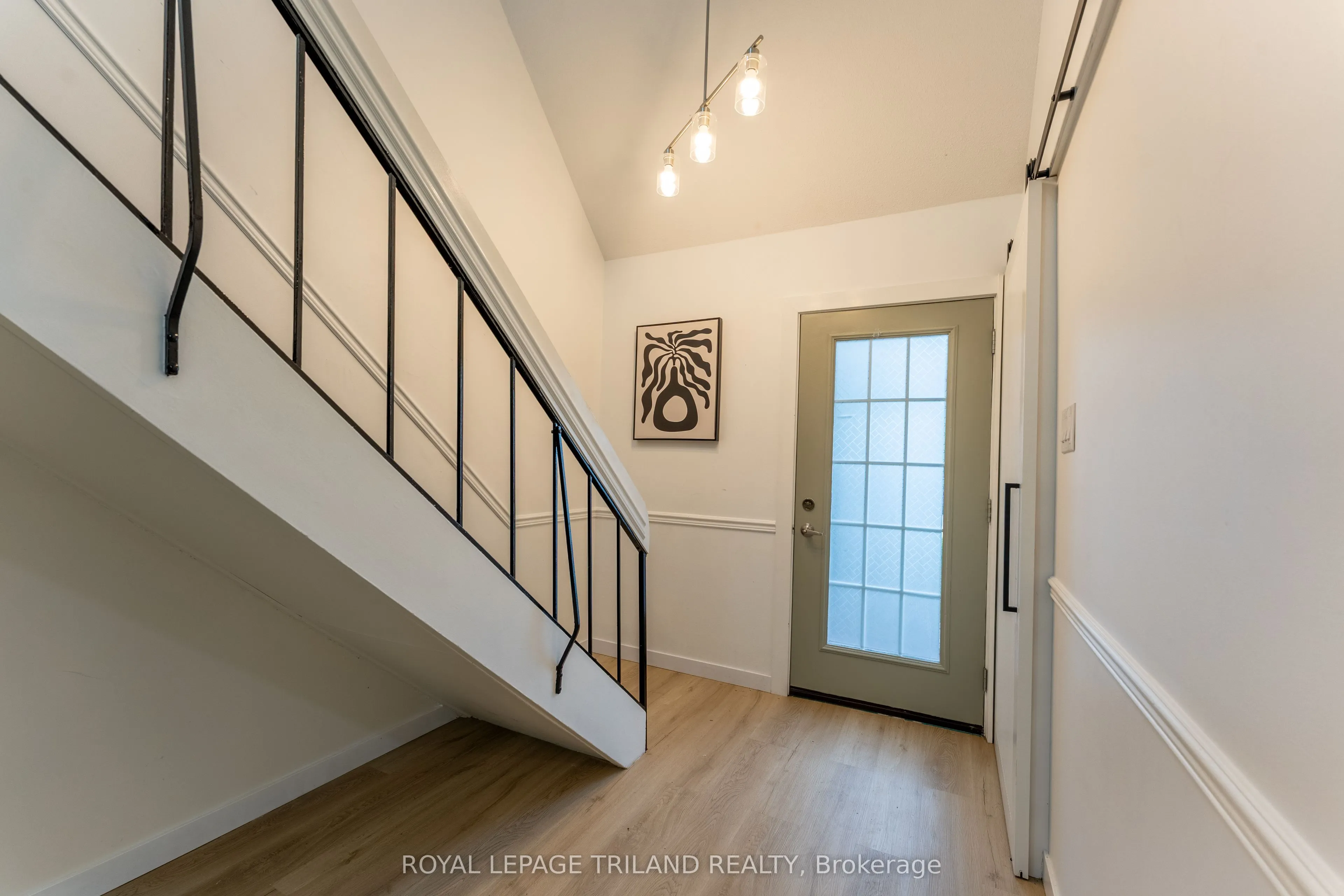 11 Crabtree Avenue