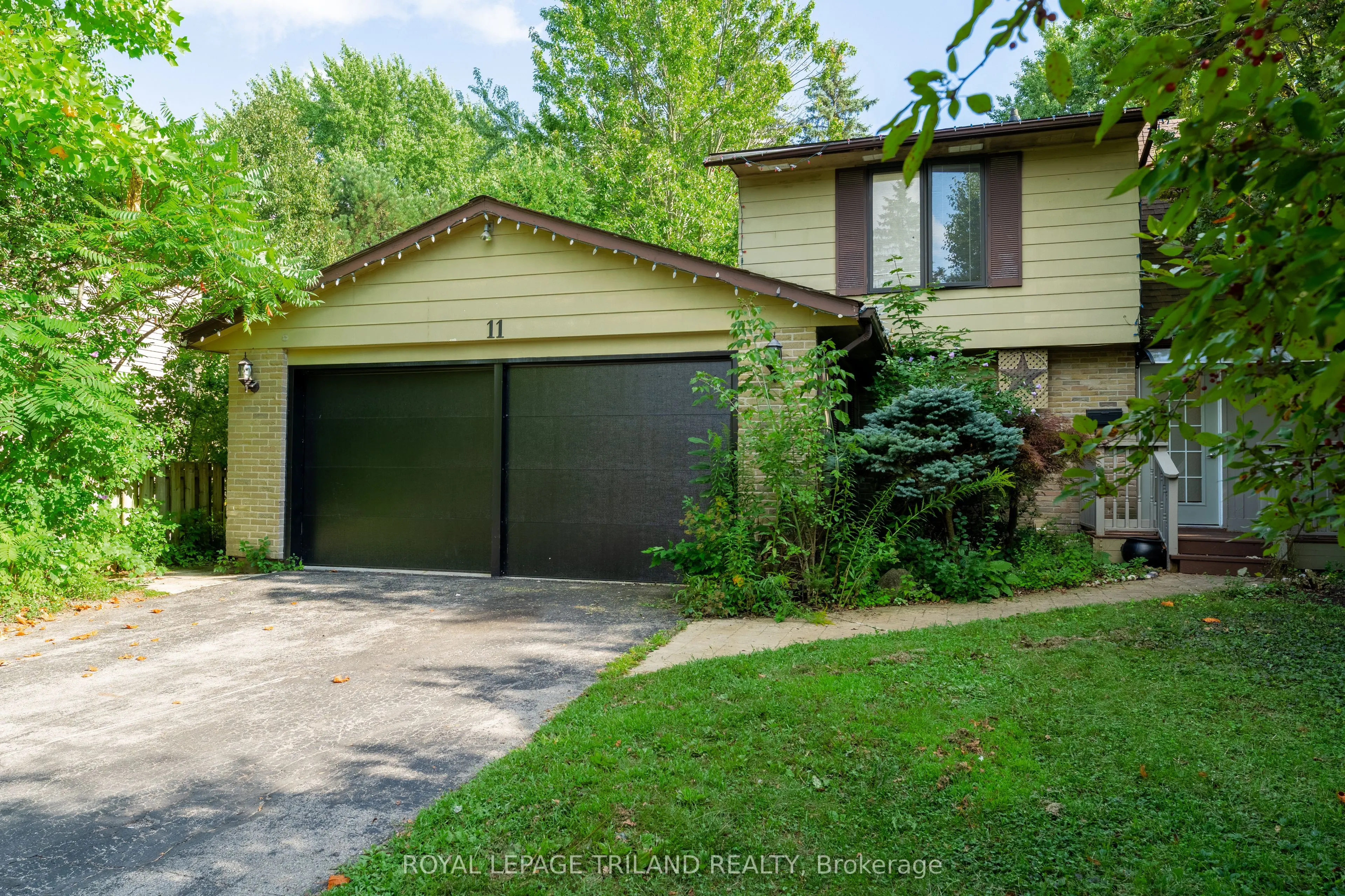 11 Crabtree Avenue