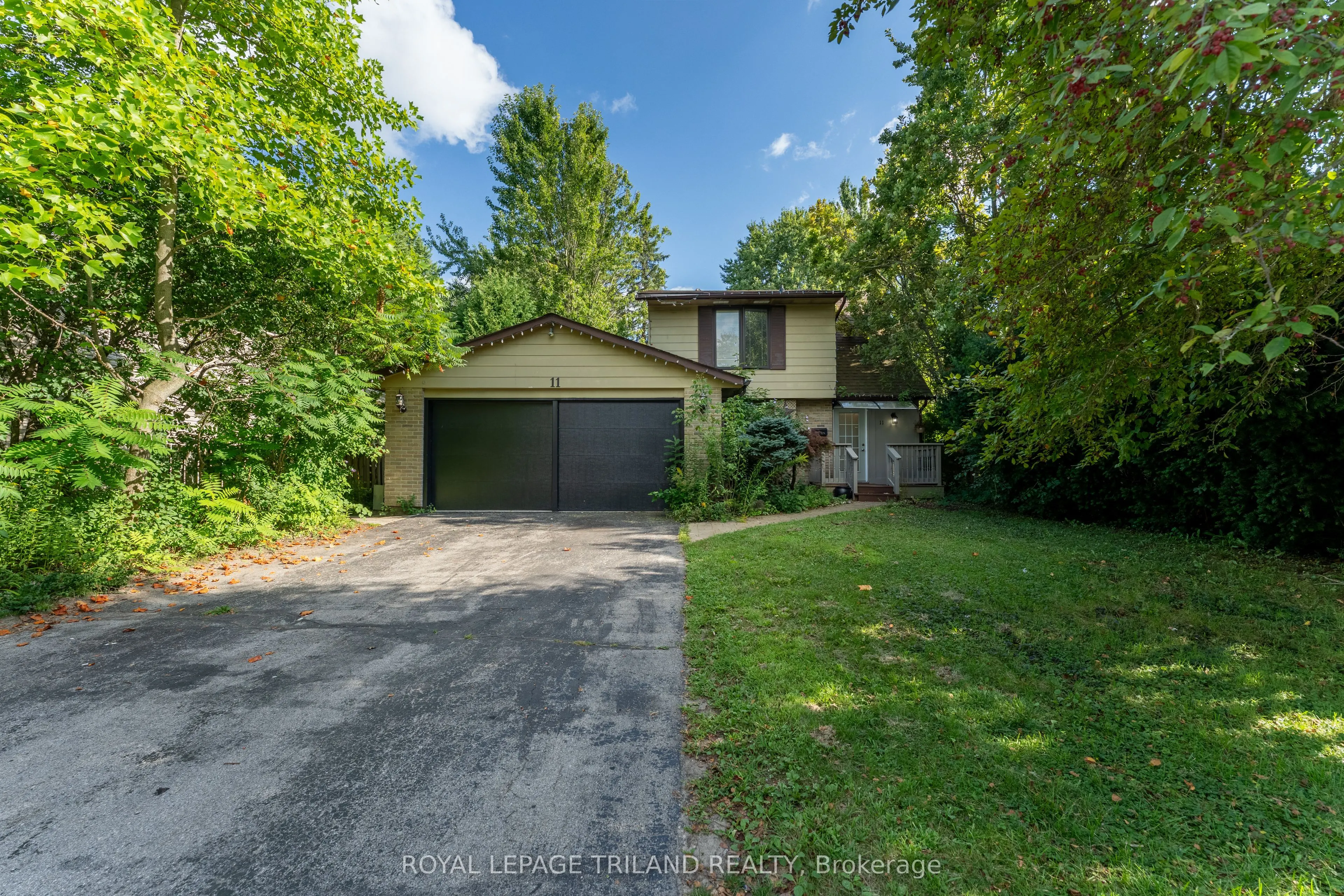 11 Crabtree Avenue