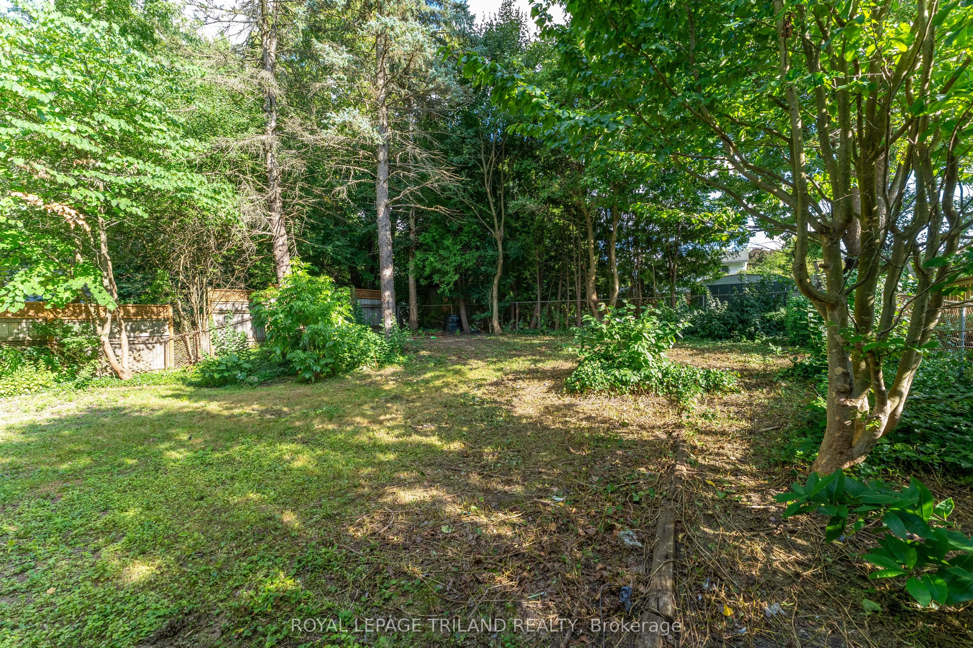11 Crabtree Avenue