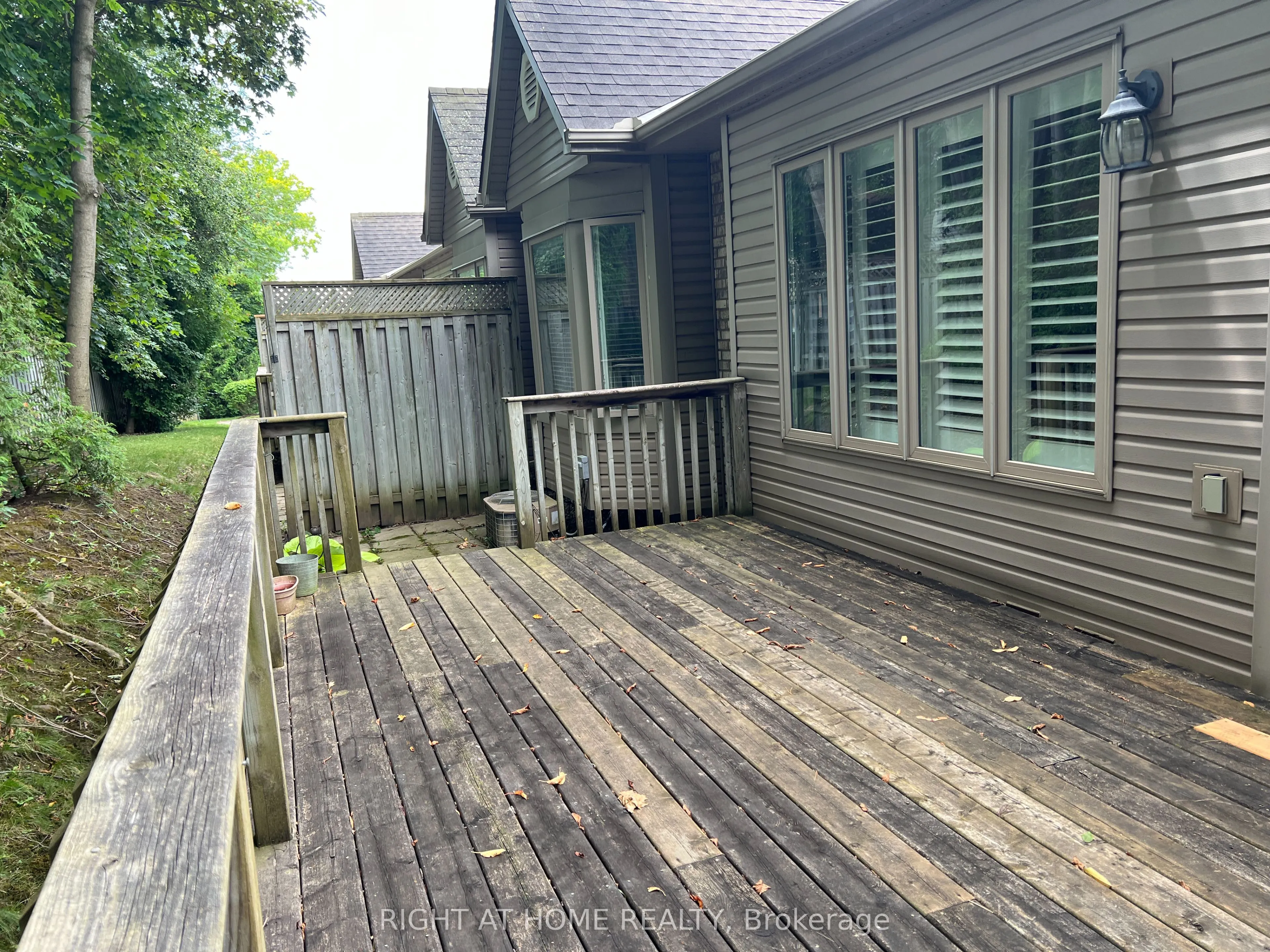 1574 Richmond Street, #7