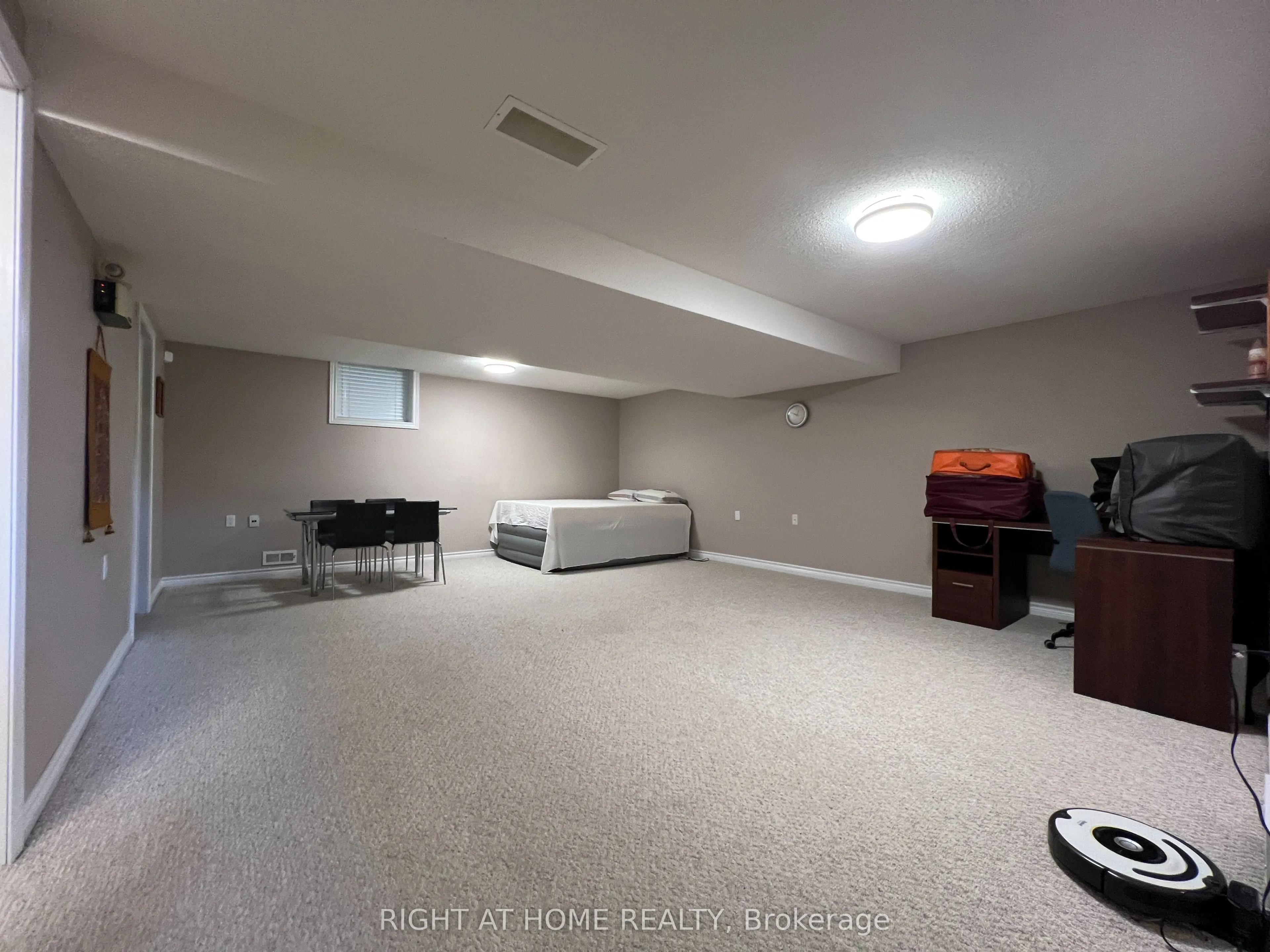 1574 Richmond Street, #7