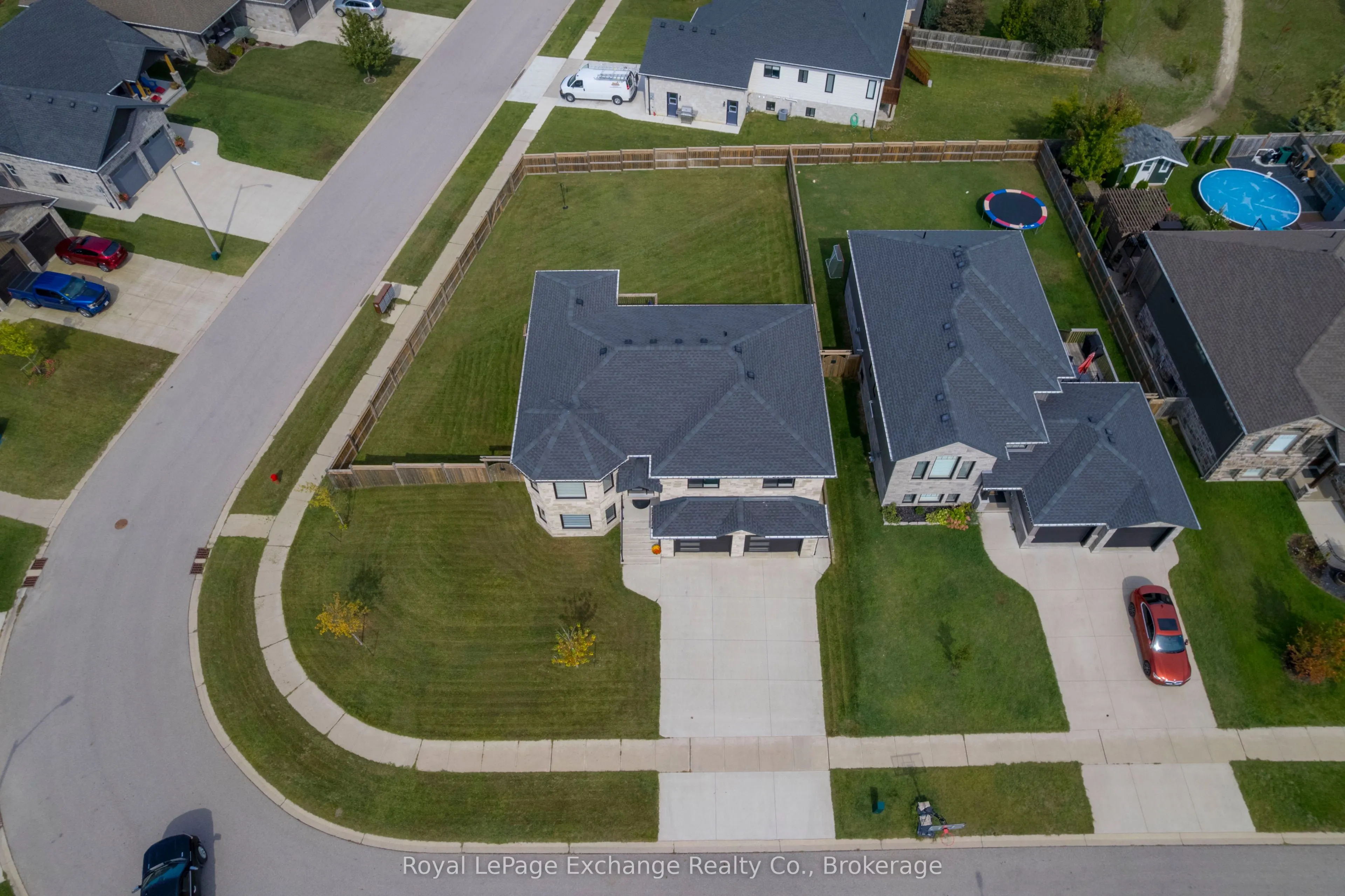 31 Lakefield Drive
