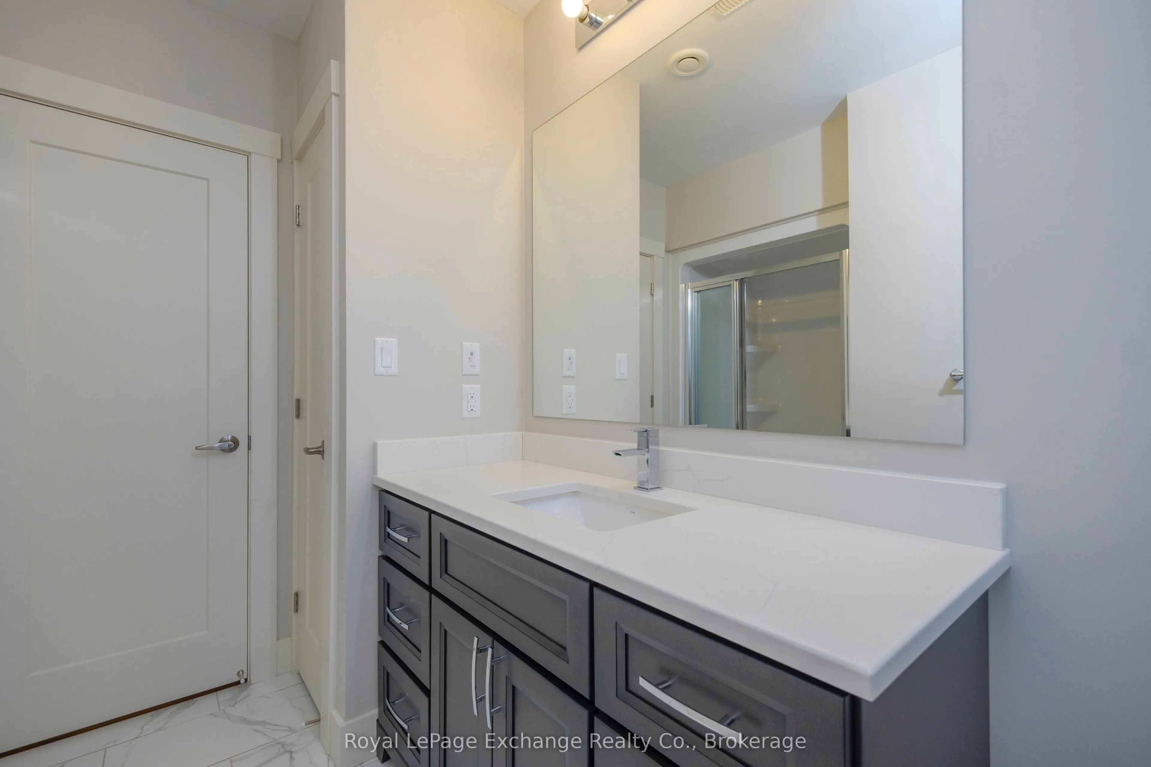 31 Lakefield Drive