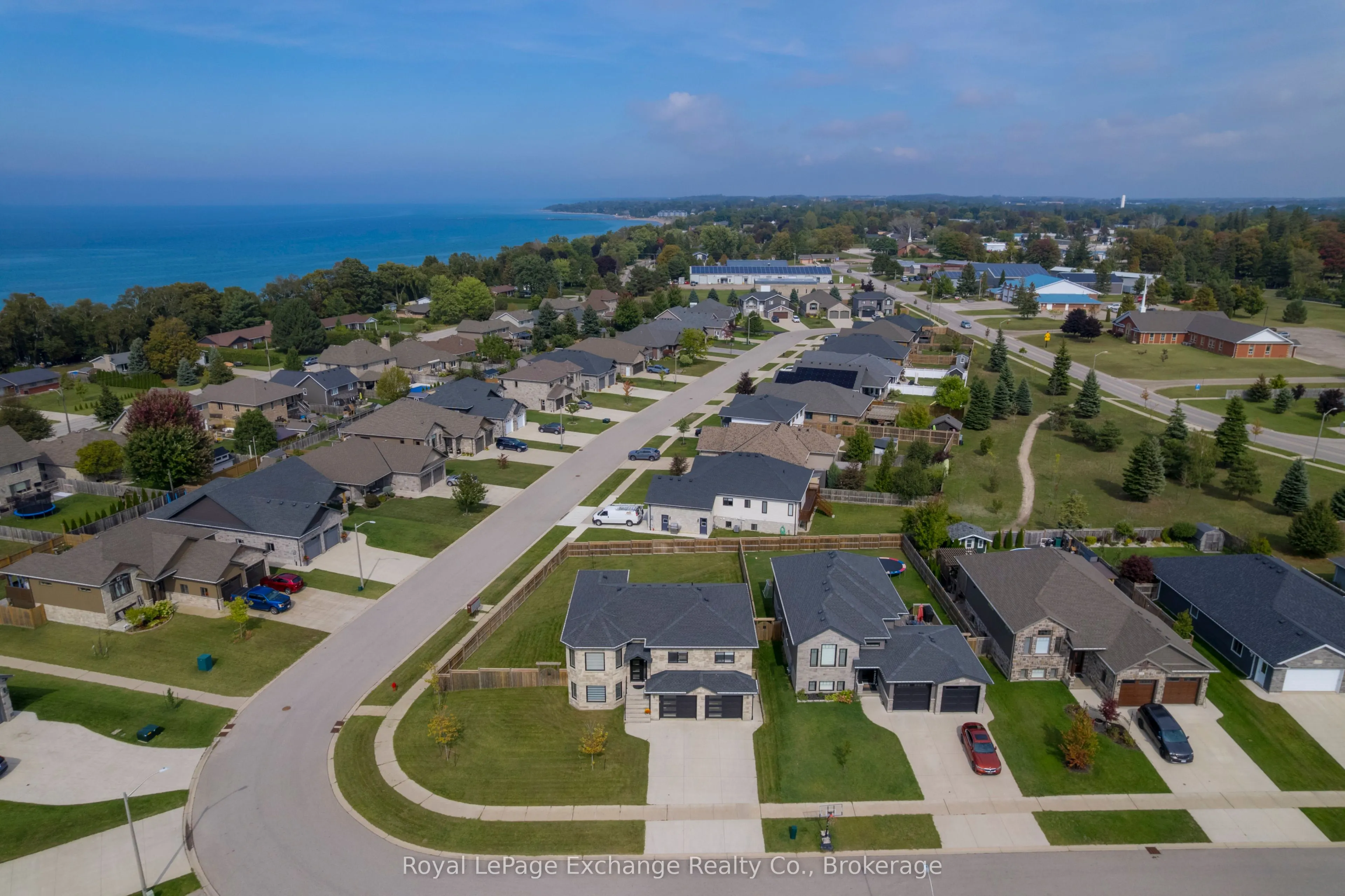 31 Lakefield Drive