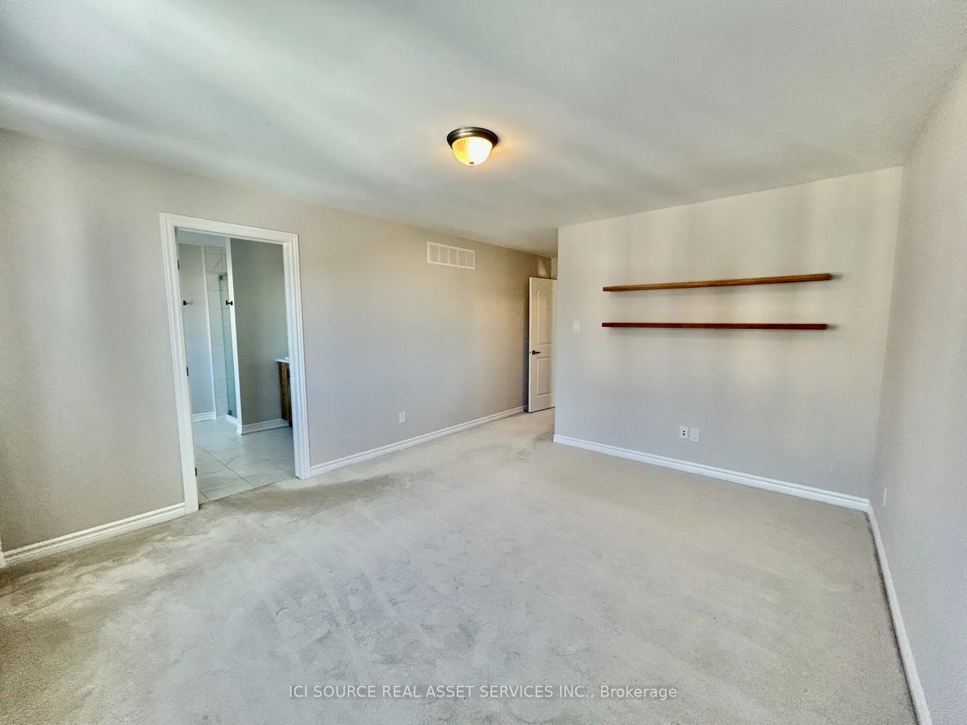 106 Equitation Circle