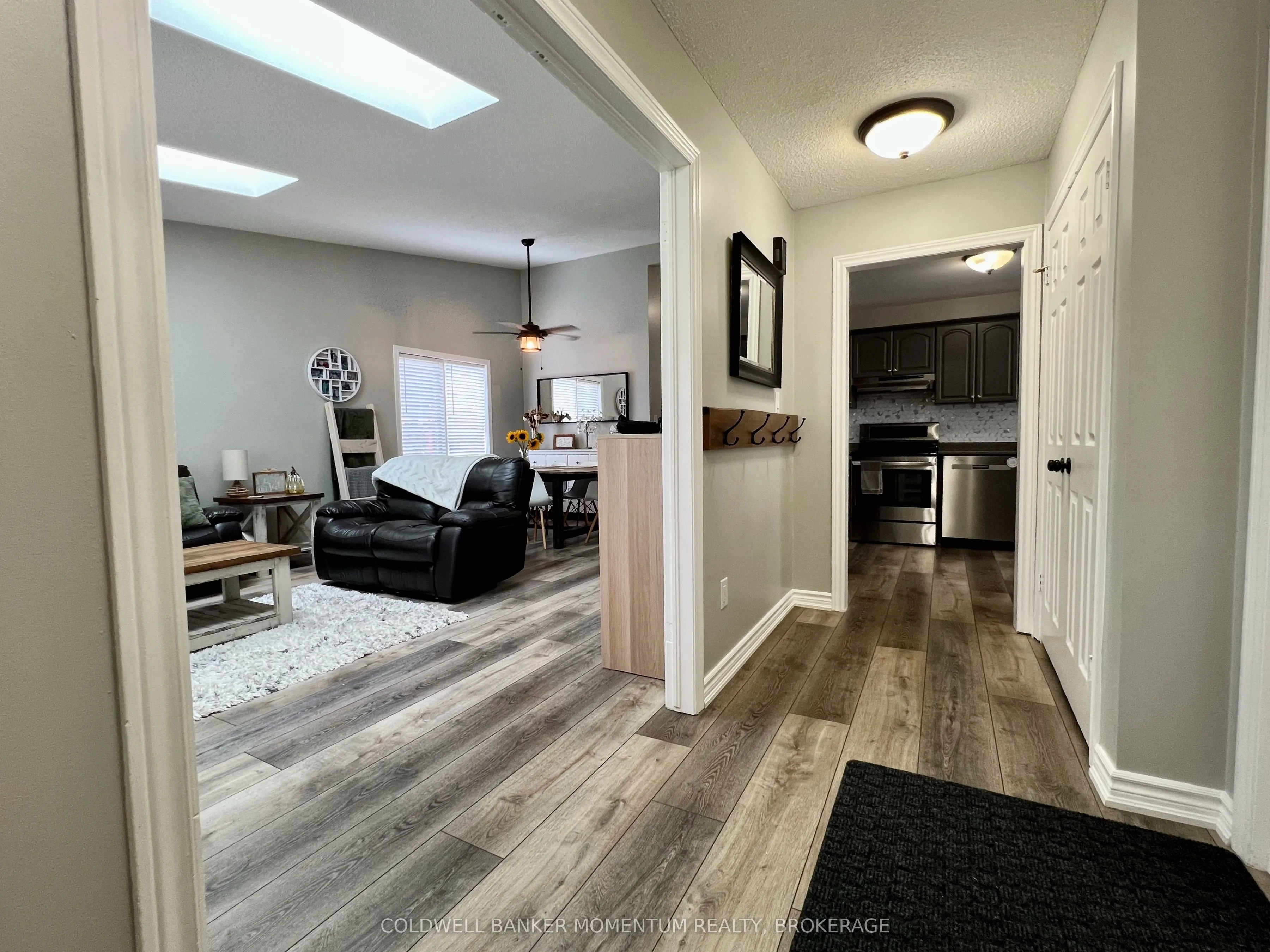 3933 Vineyard Crescent