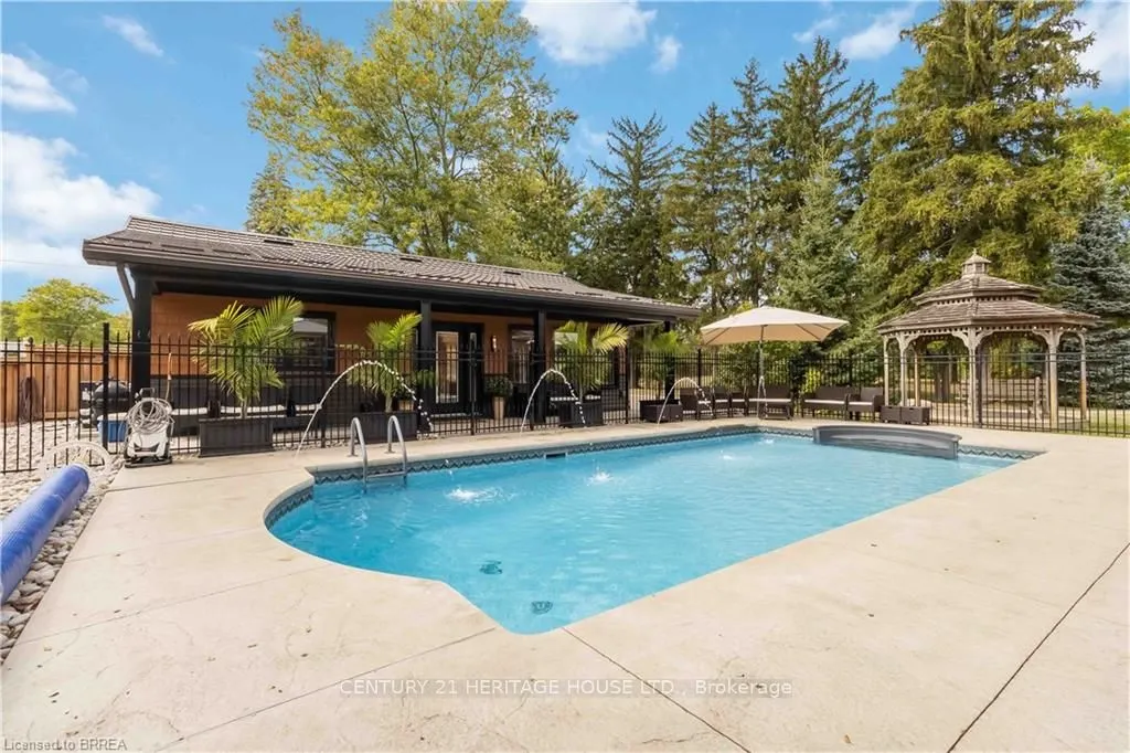 232 Paris Road