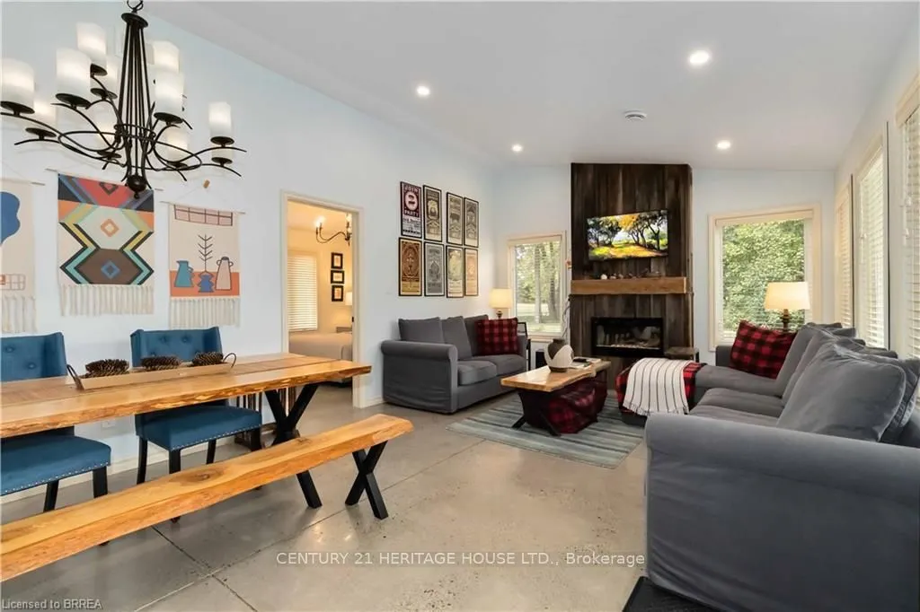 232 Paris Road