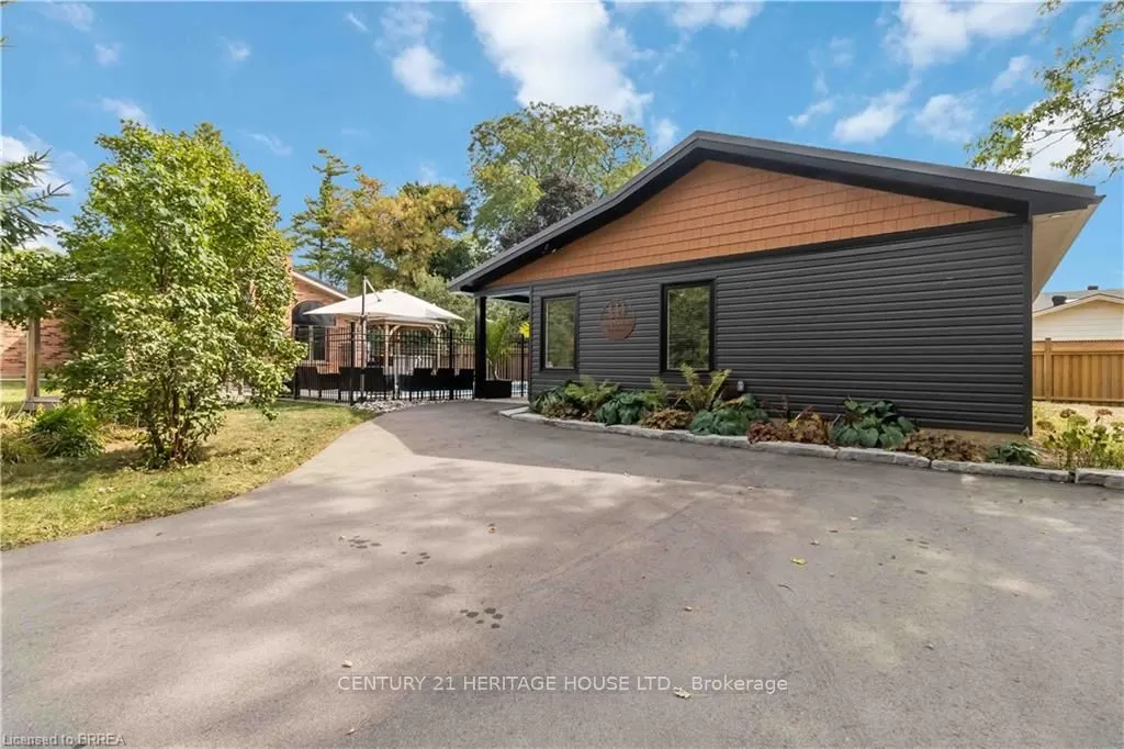 232 Paris Road