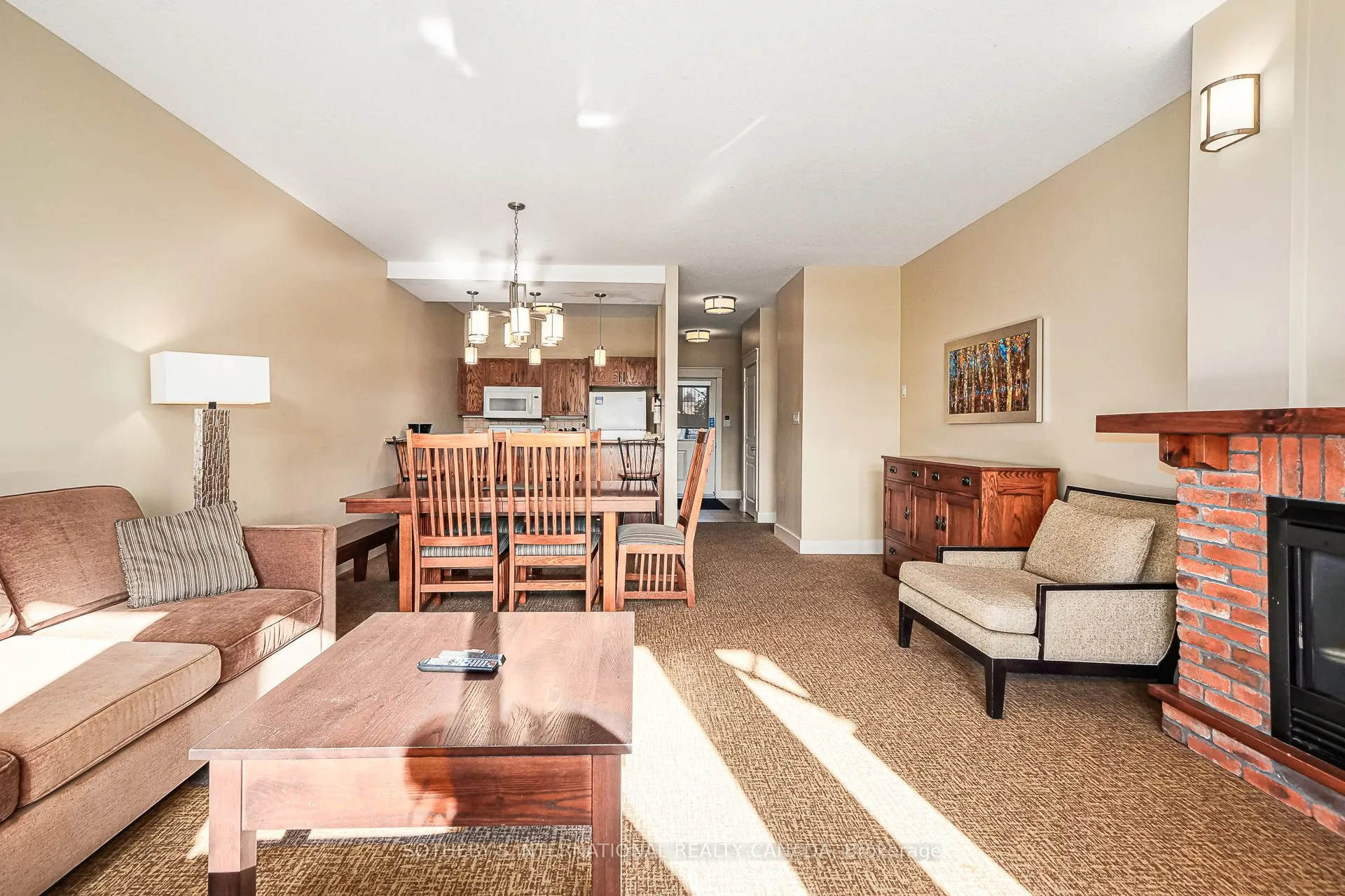 125 Fairway Court, #120