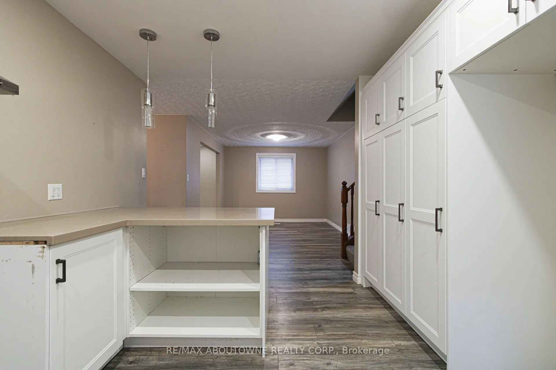 201 Bow Valley Drive
