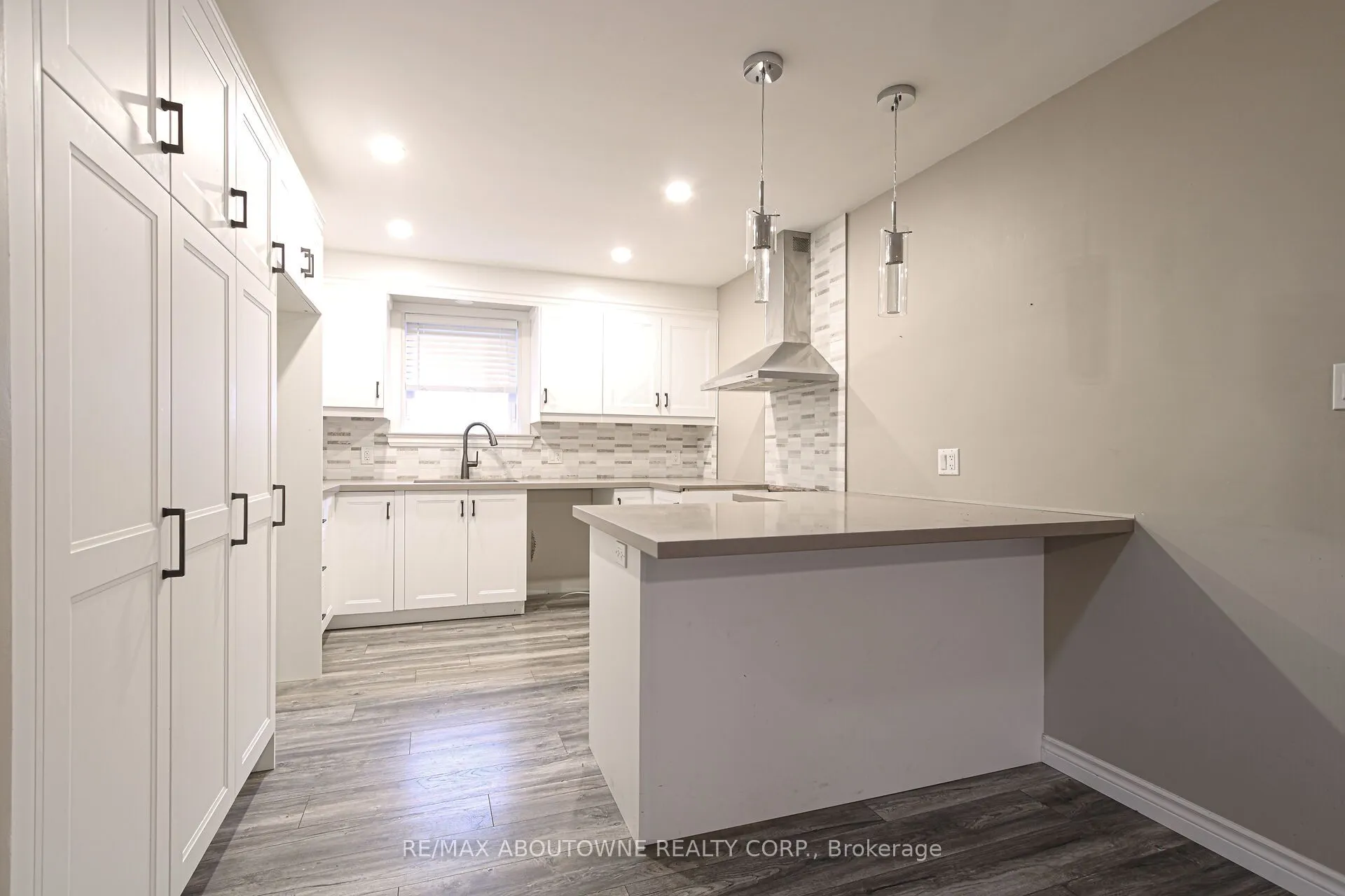 201 Bow Valley Drive