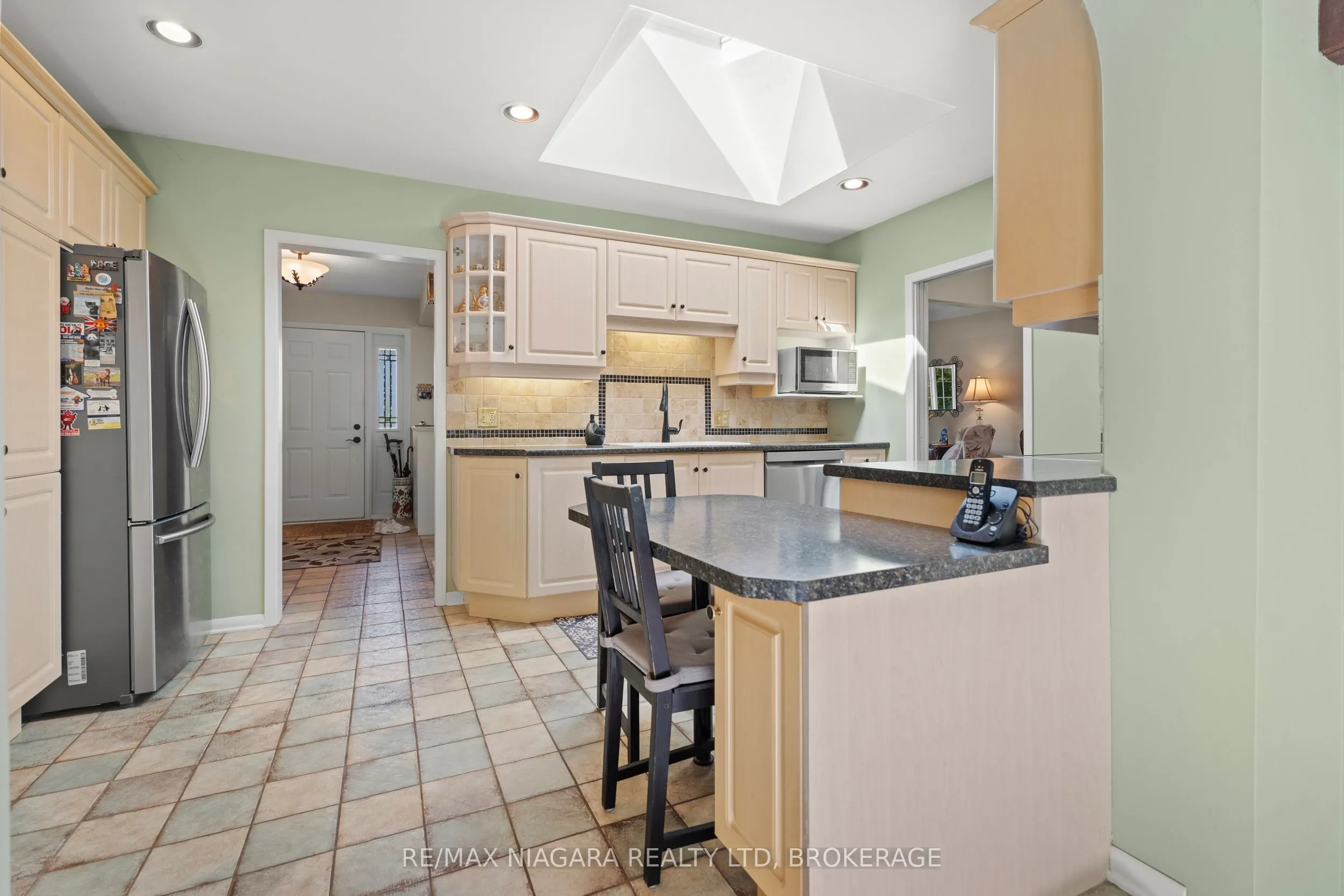 2270 Seventh Louth Street