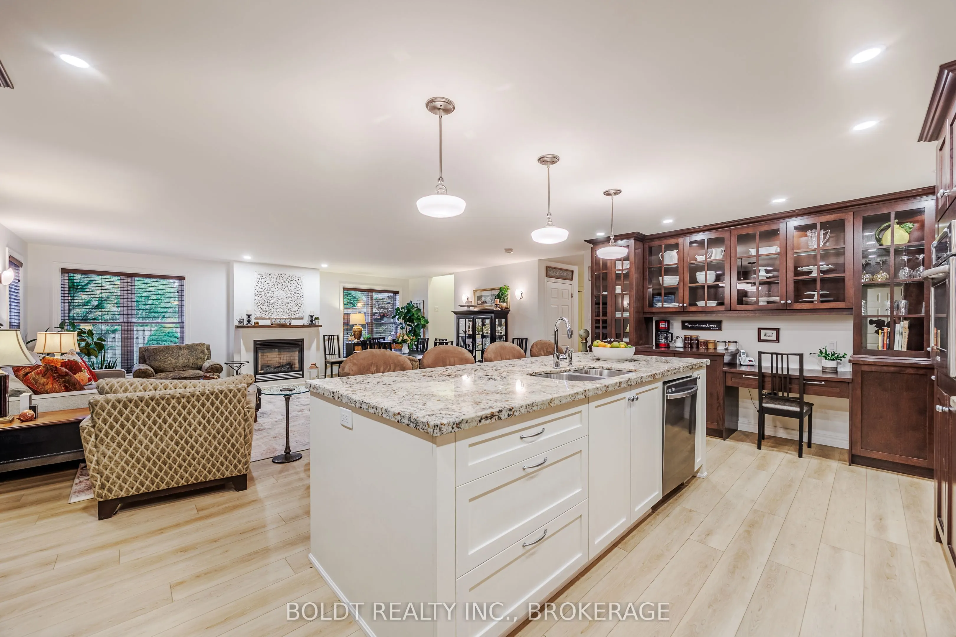 25 Neptune Drive
