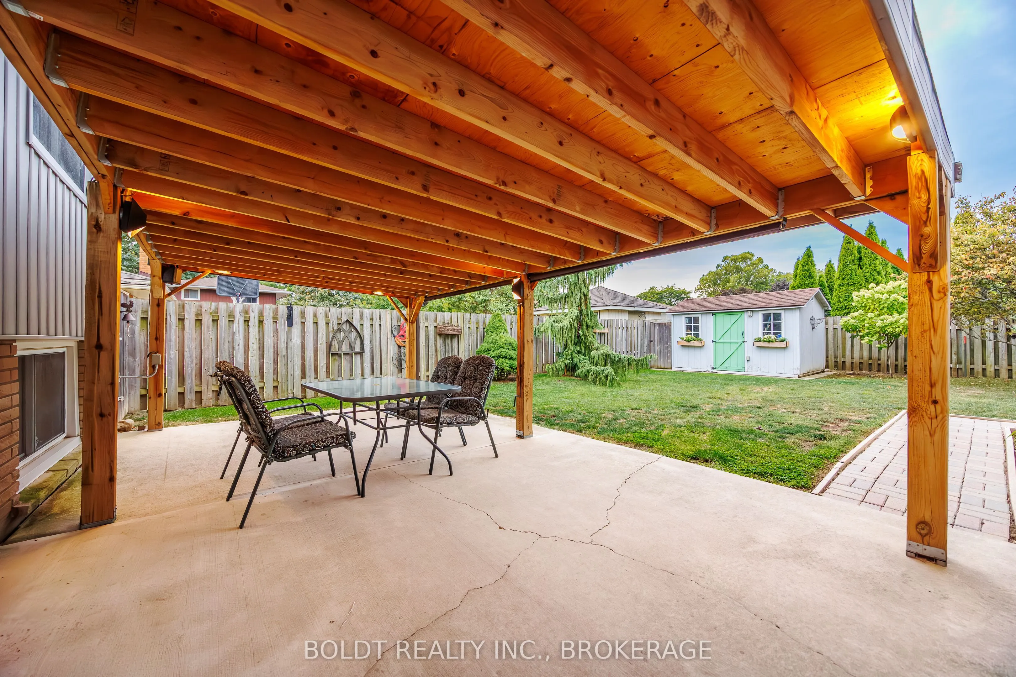 25 Neptune Drive