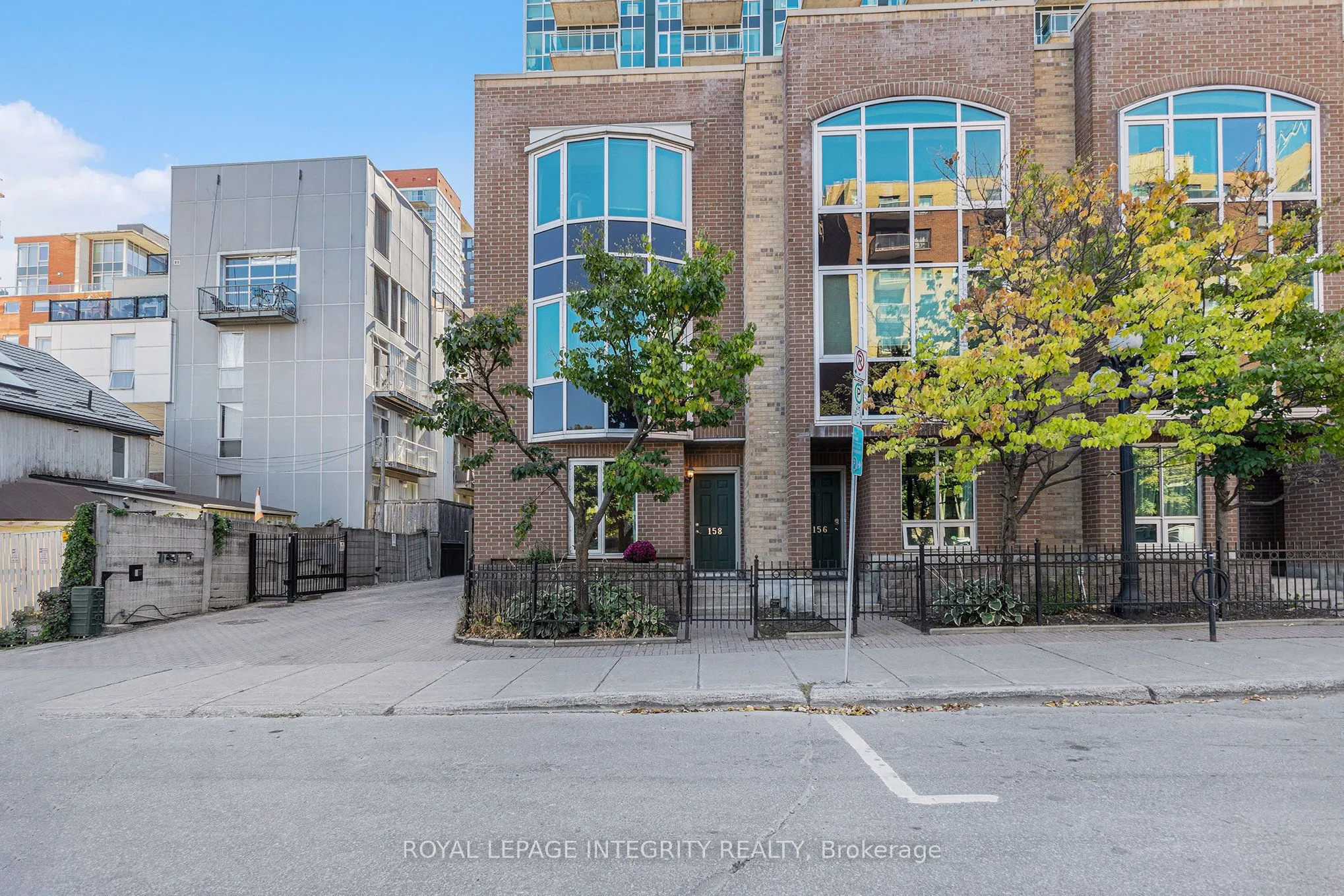 150 York Street, #1A