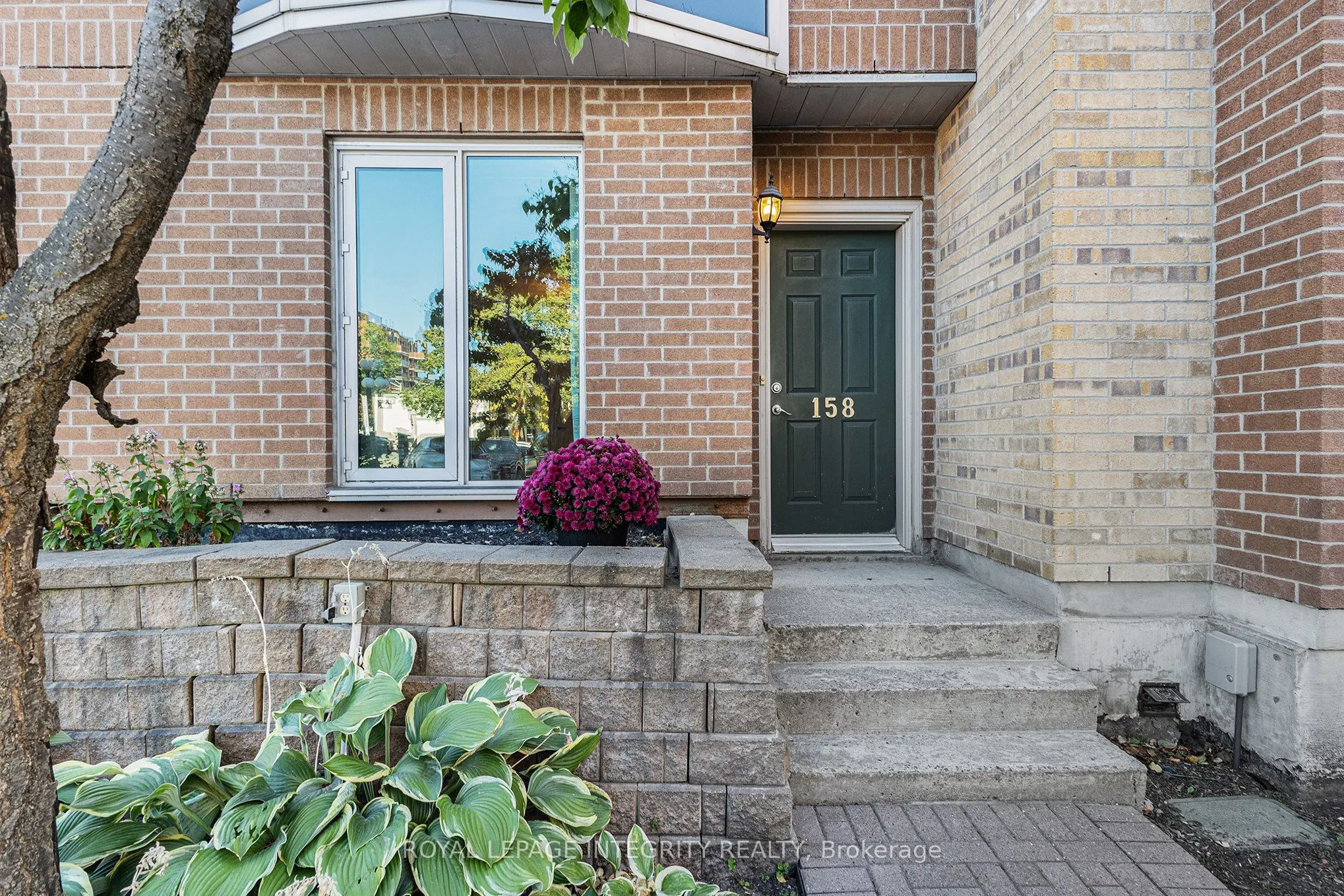 150 York Street, #1A