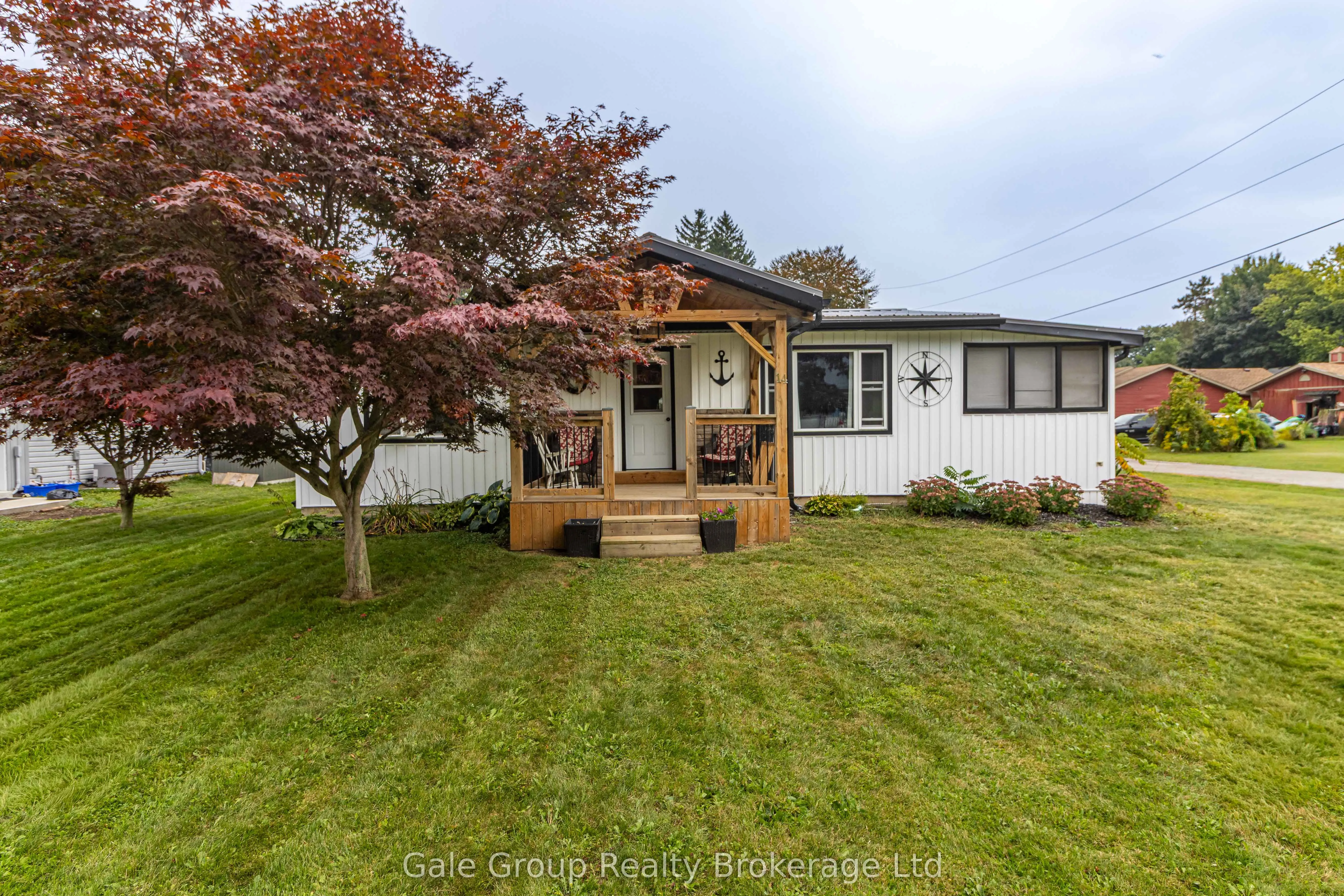 14 Elizabeth Street S