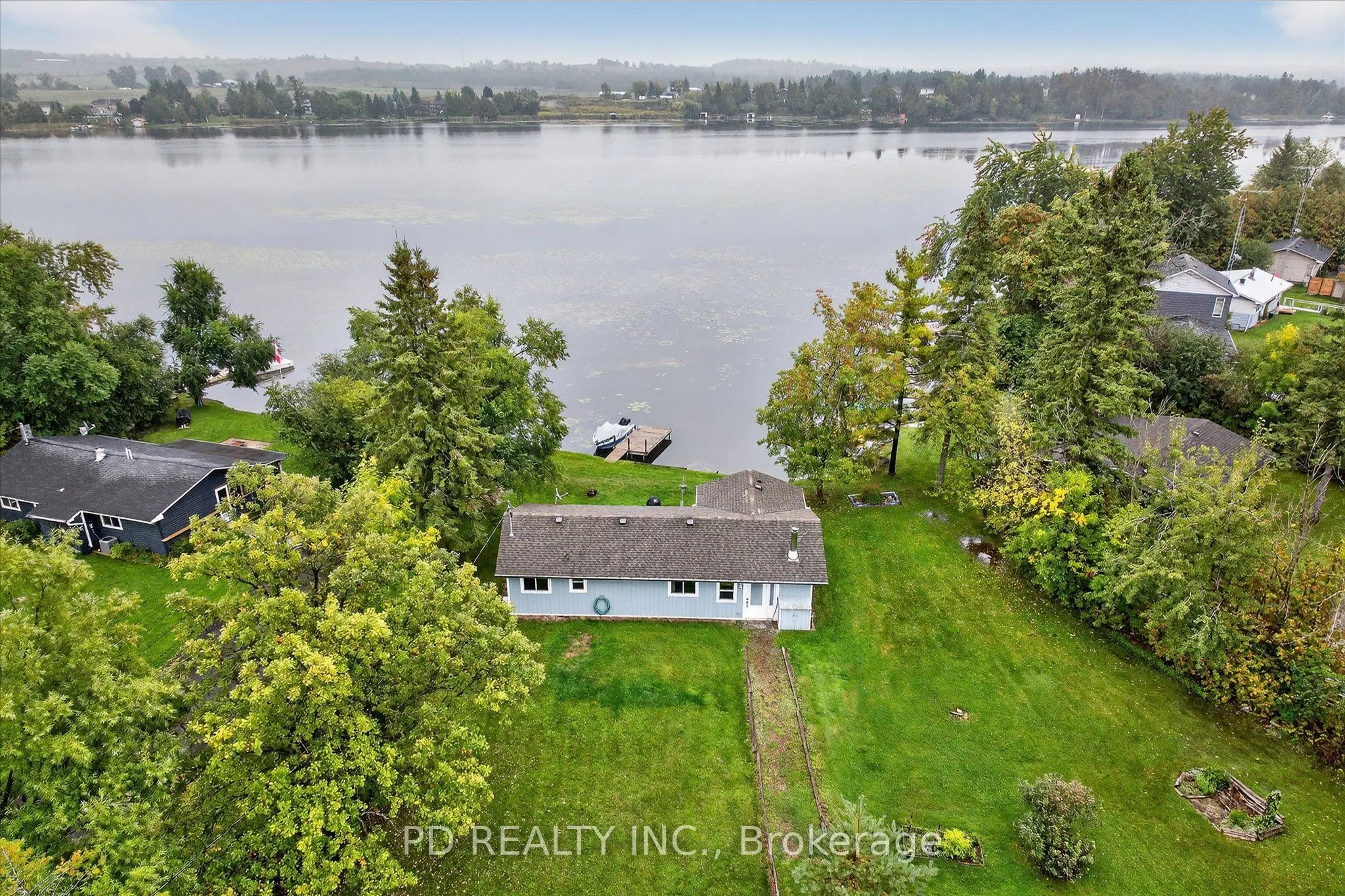 11 Charlotte Crescent