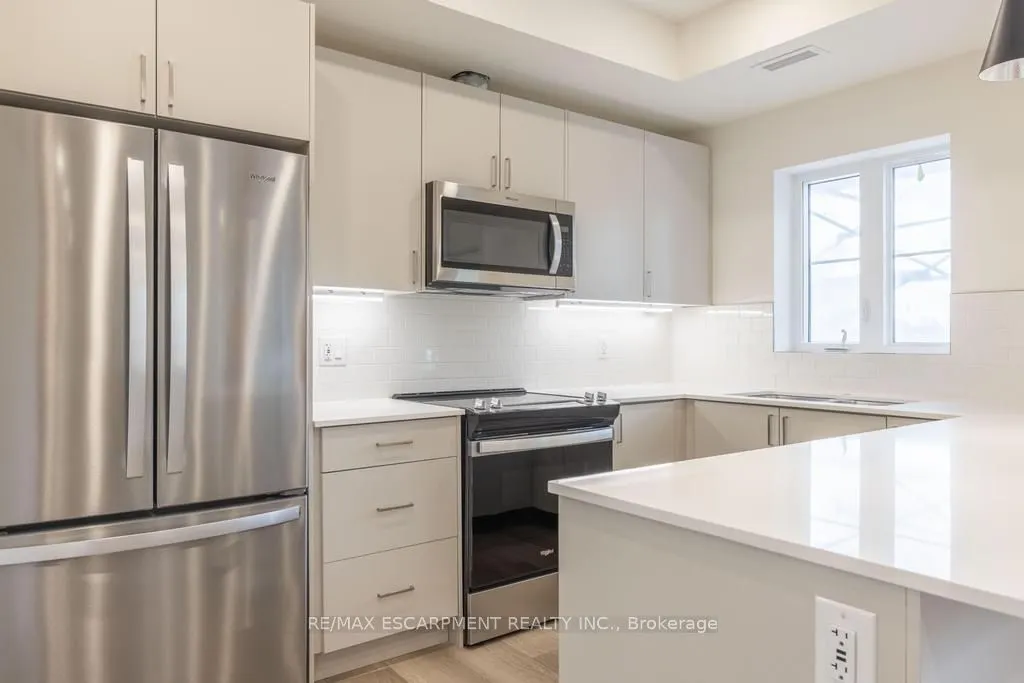 123 Lincoln Street, #209