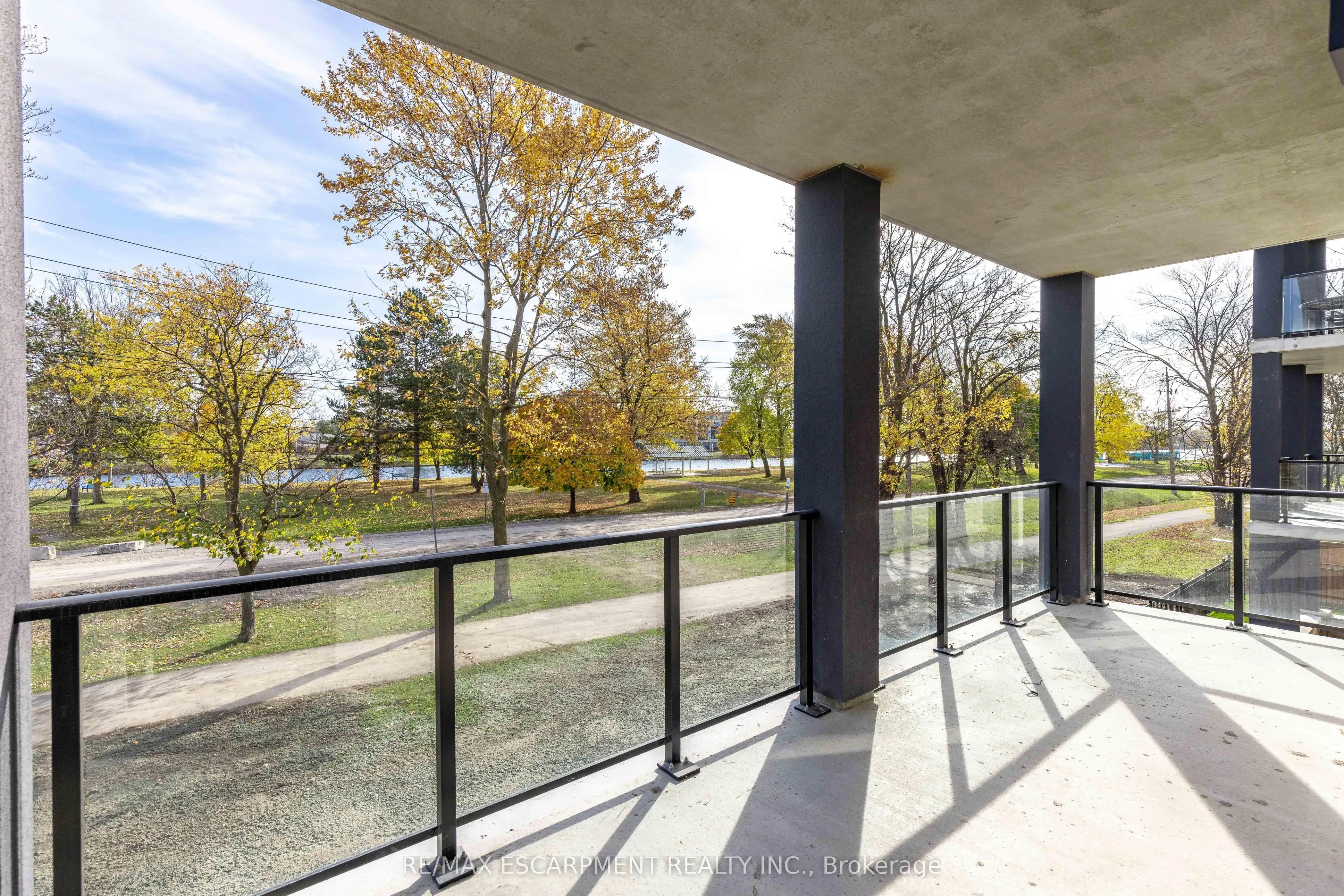 123 Lincoln Street, #209