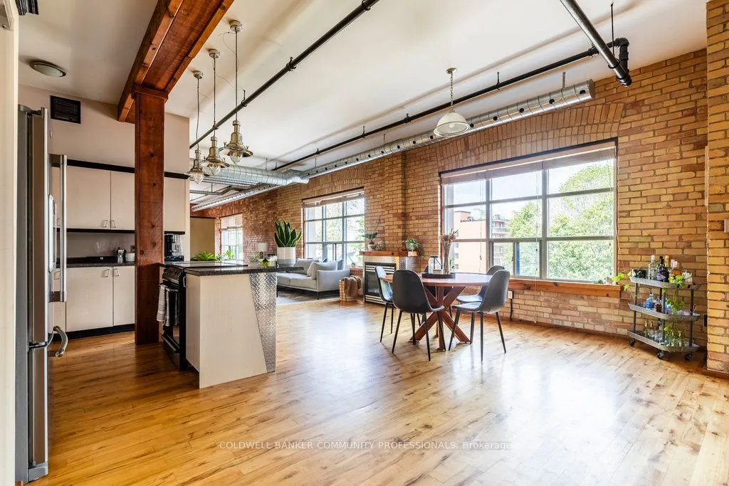 36 Margaret Street, #44