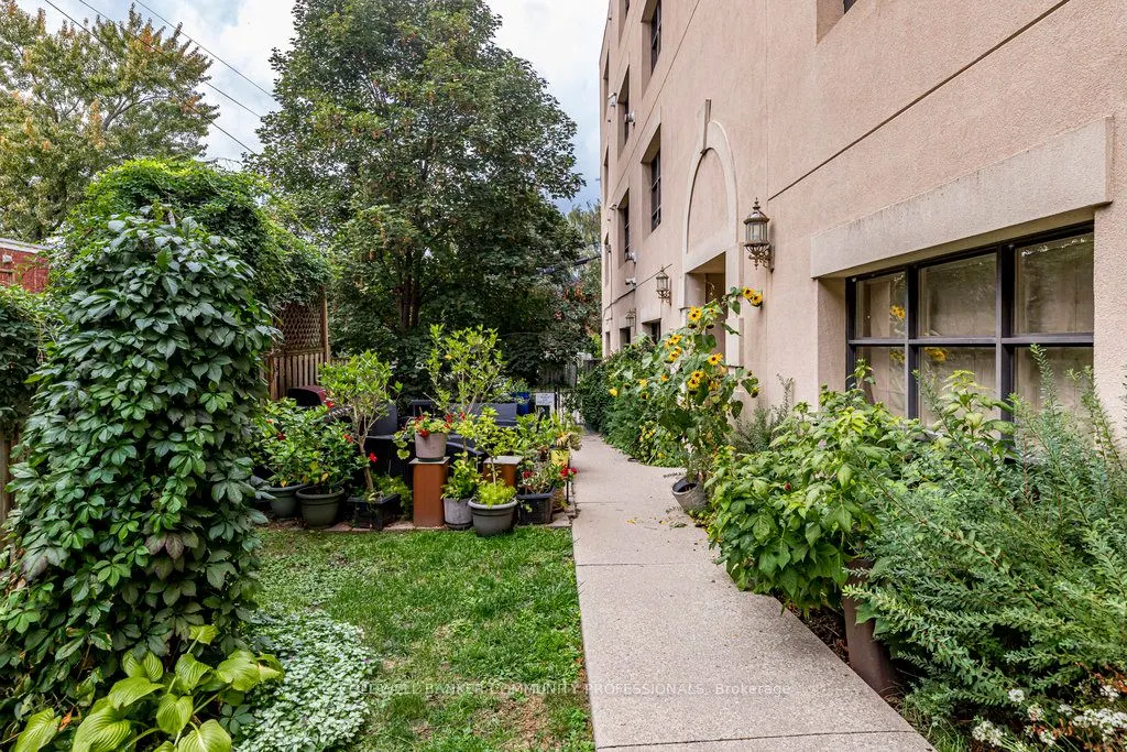 36 Margaret Street, #44