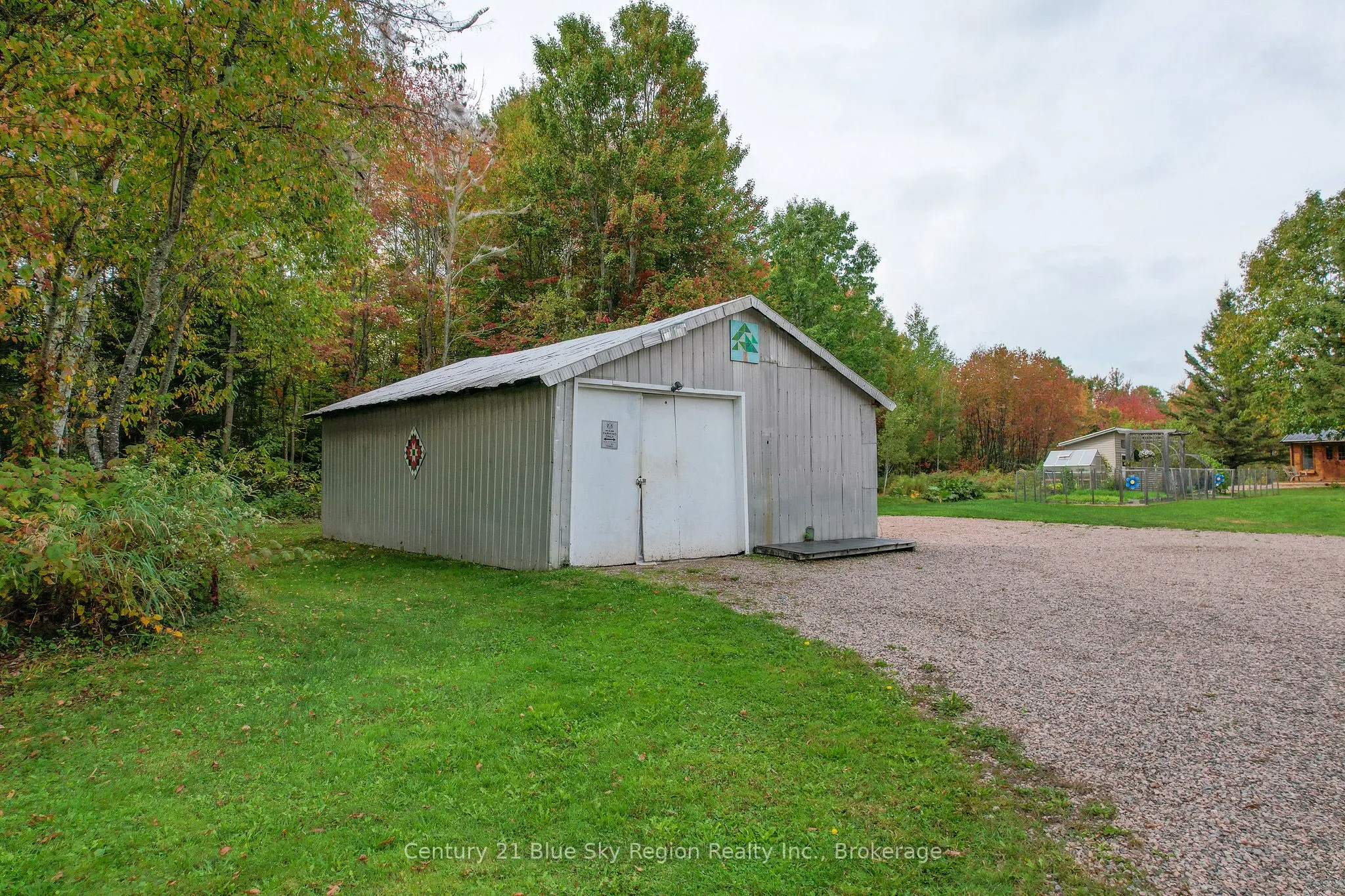 408 Lindquist Line