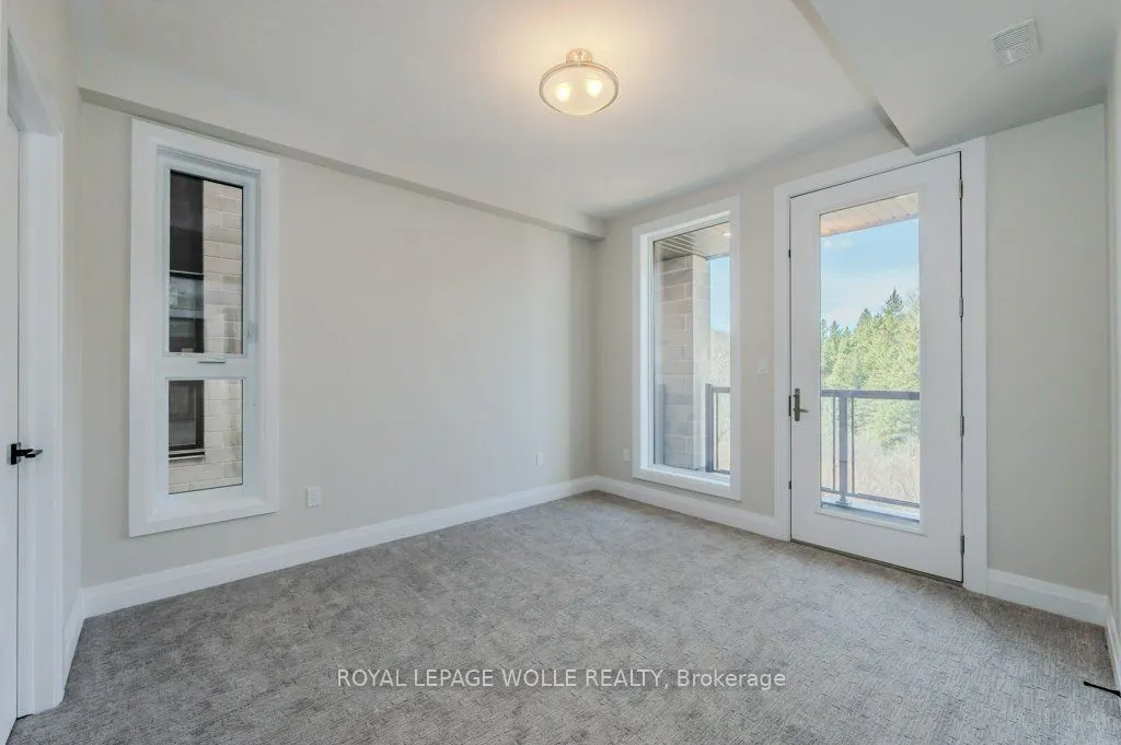 261 Woodbine Avenue, #24