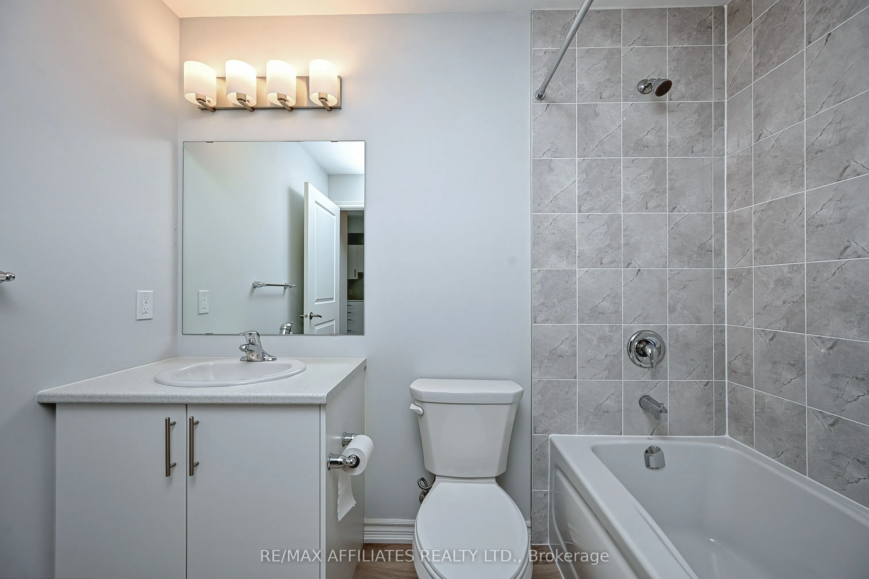 397 Codds Road, #203