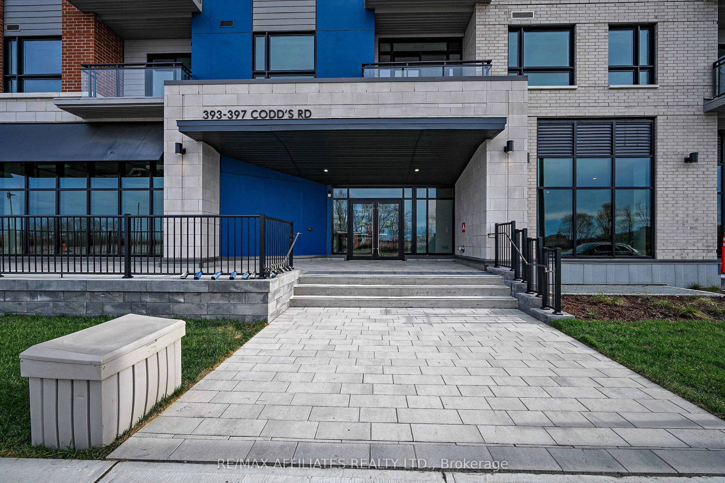 397 Codds Road, #203