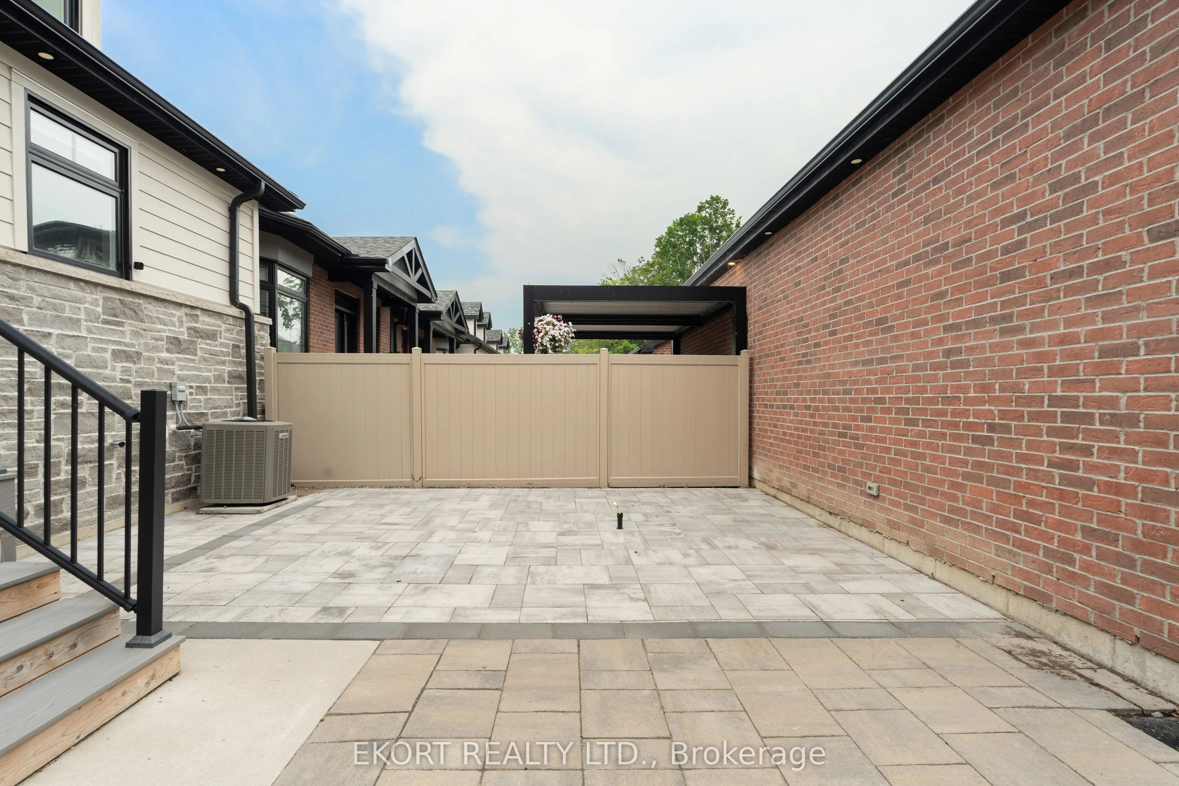 45 Bentley Crescent