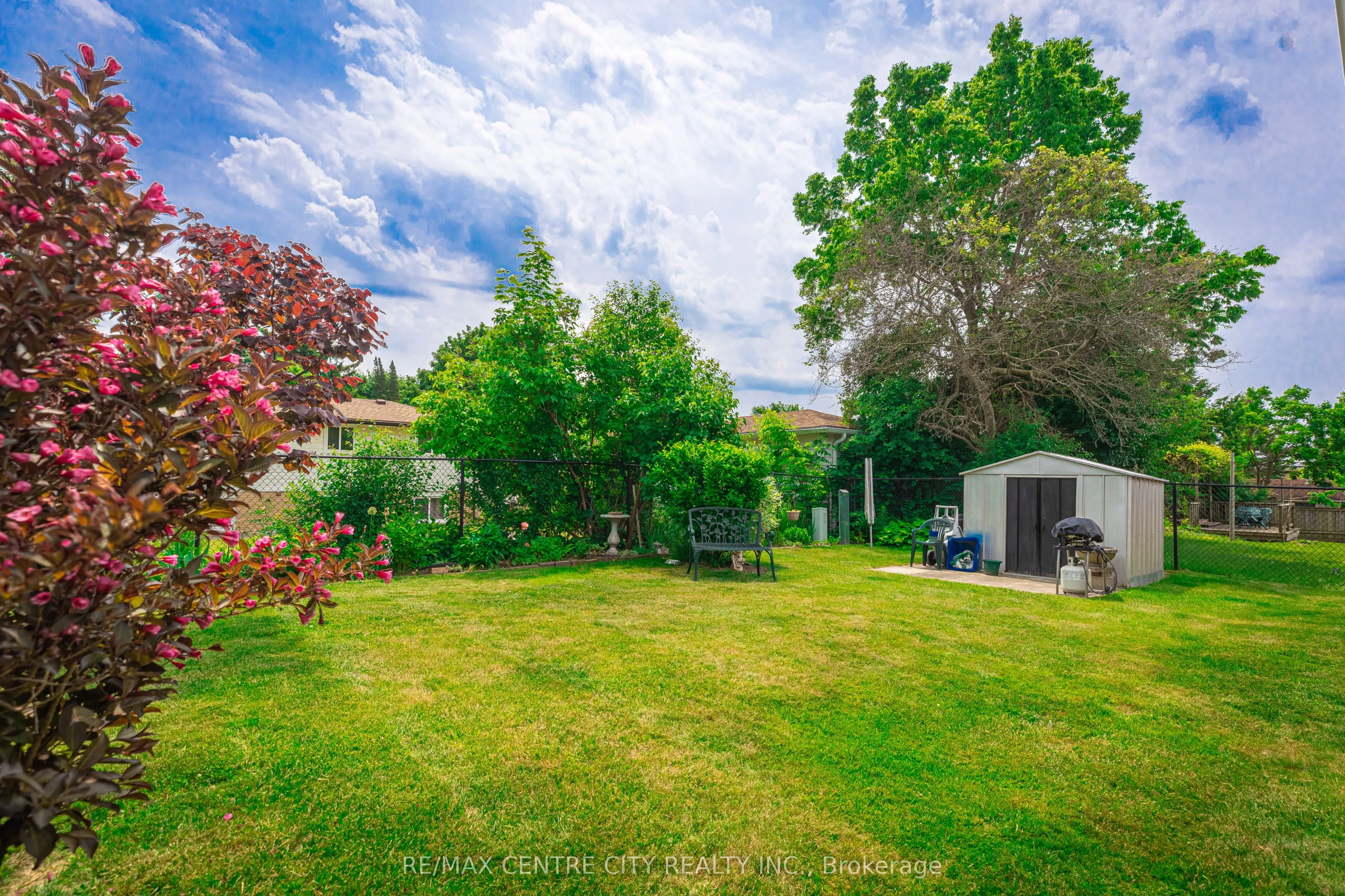 482 Castlegrove Boulevard