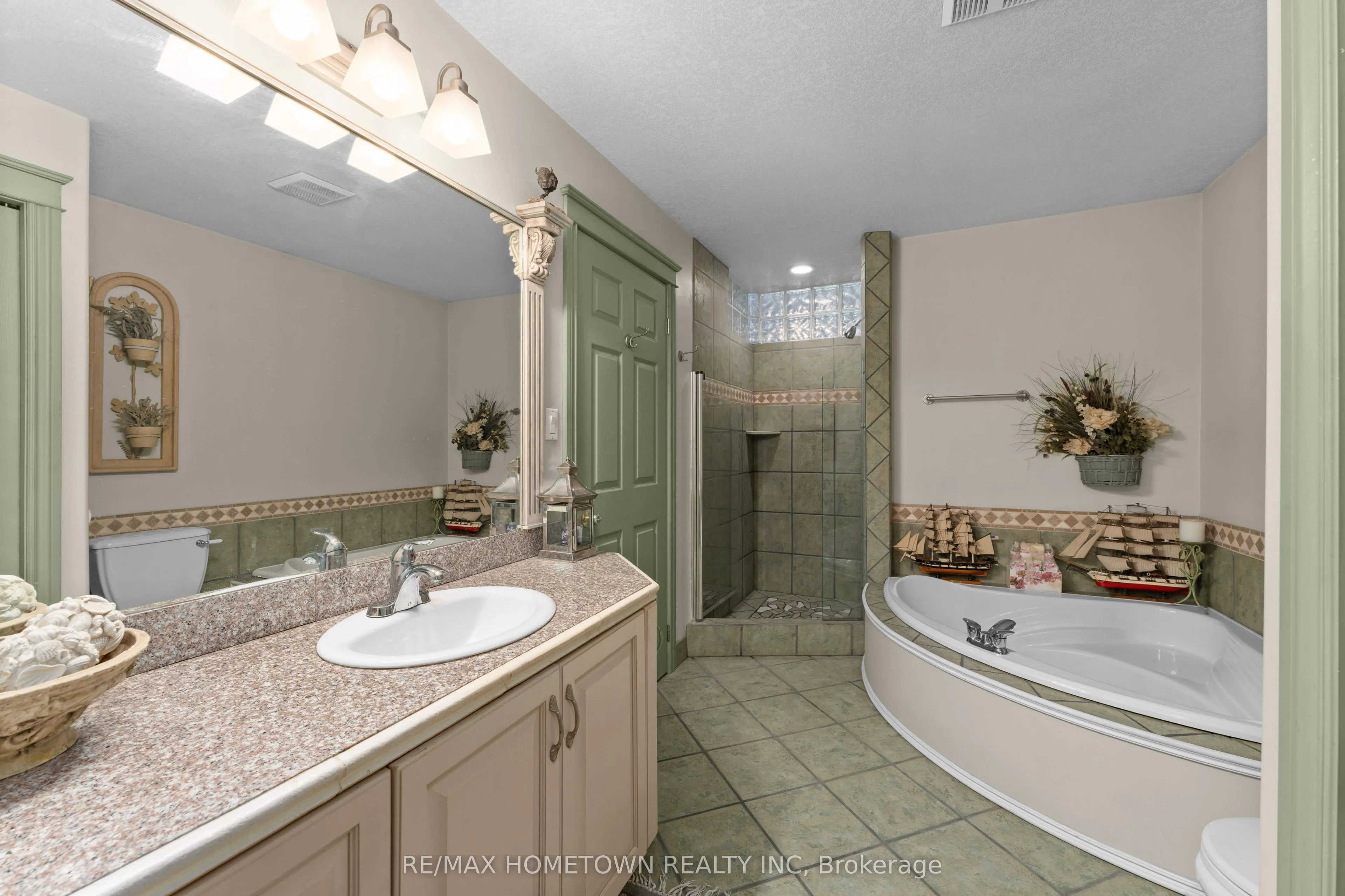 111 Lake Eloida Road