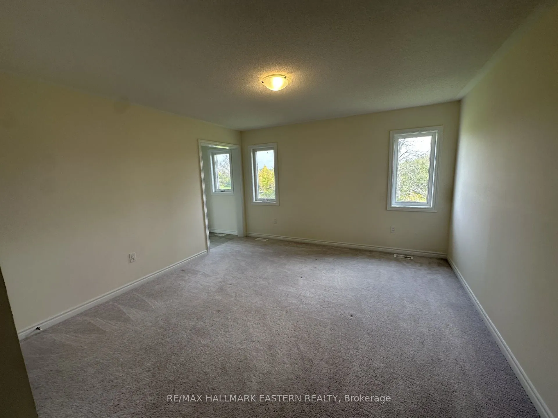 94 Golden Meadows Drive, ##28