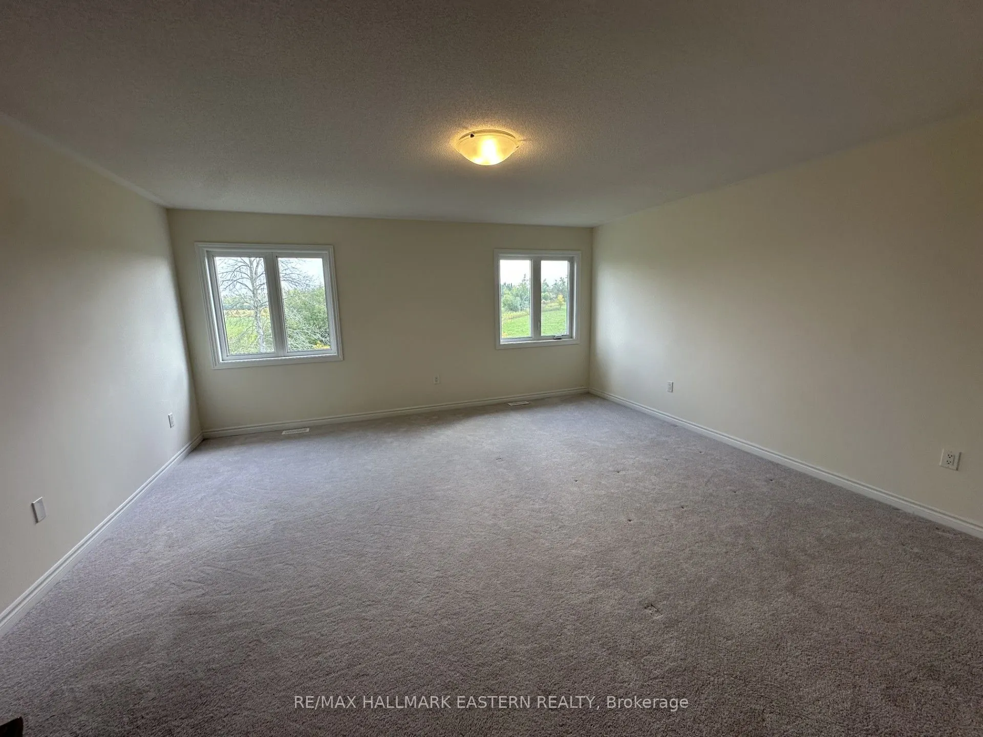 94 Golden Meadows Drive, ##28