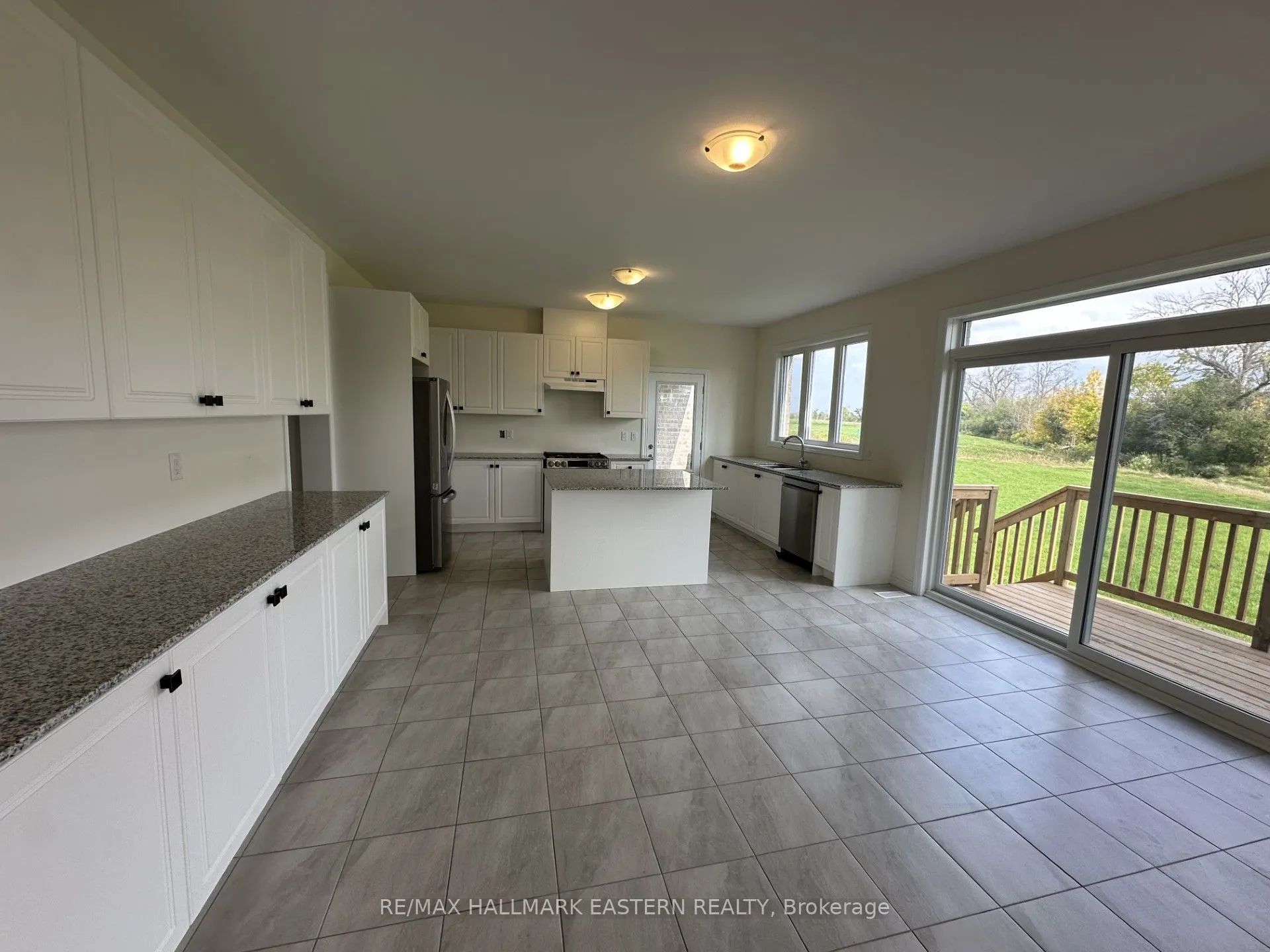 94 Golden Meadows Drive, ##28