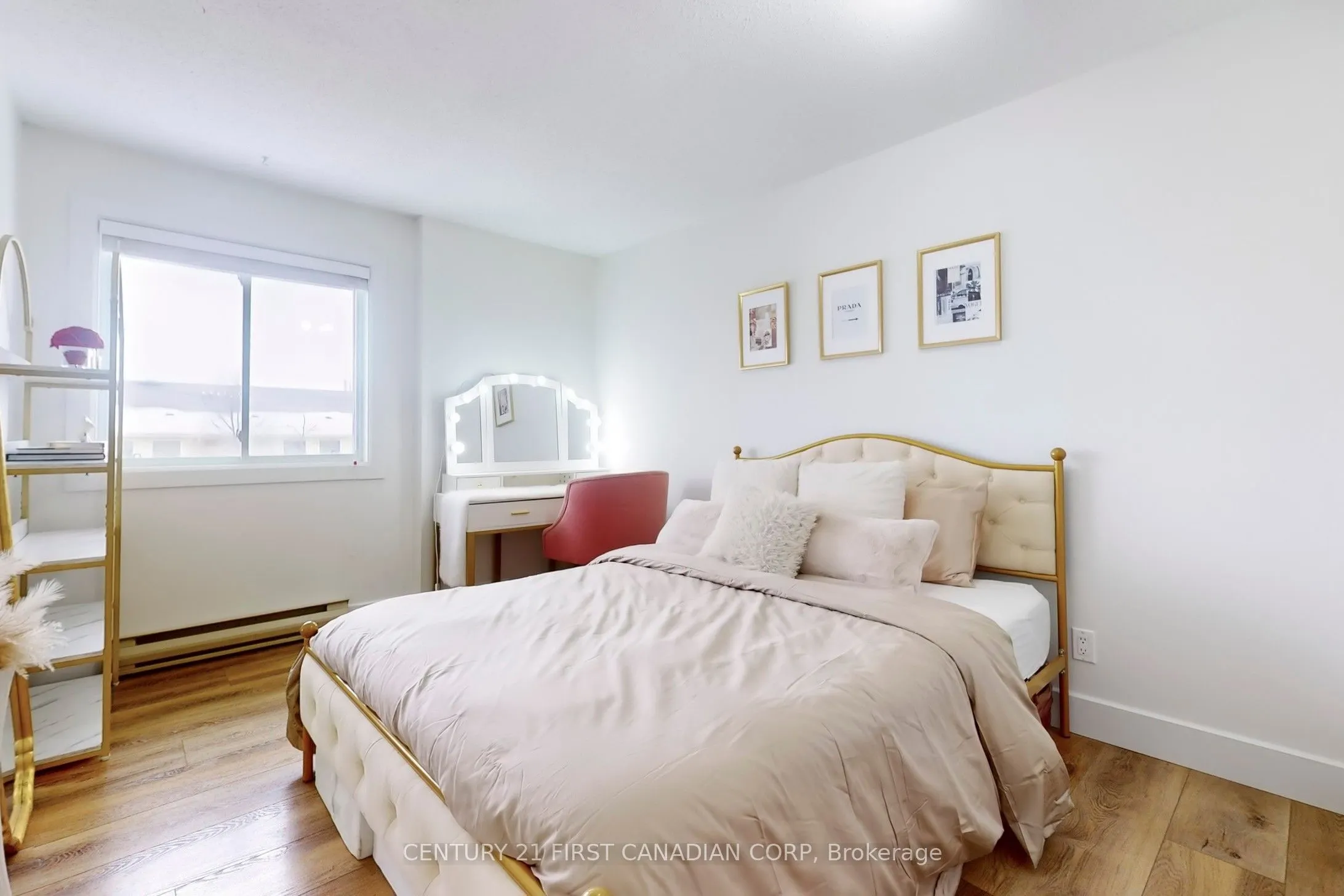 735 Deveron Crescent, #319