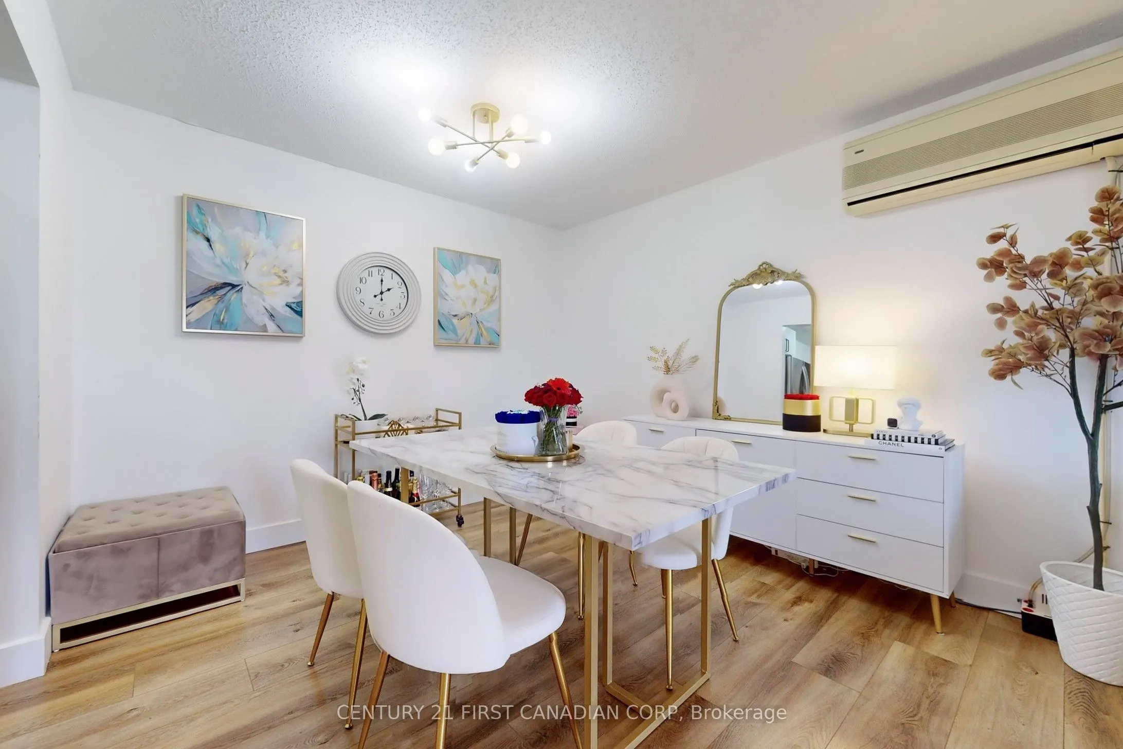735 Deveron Crescent, #319