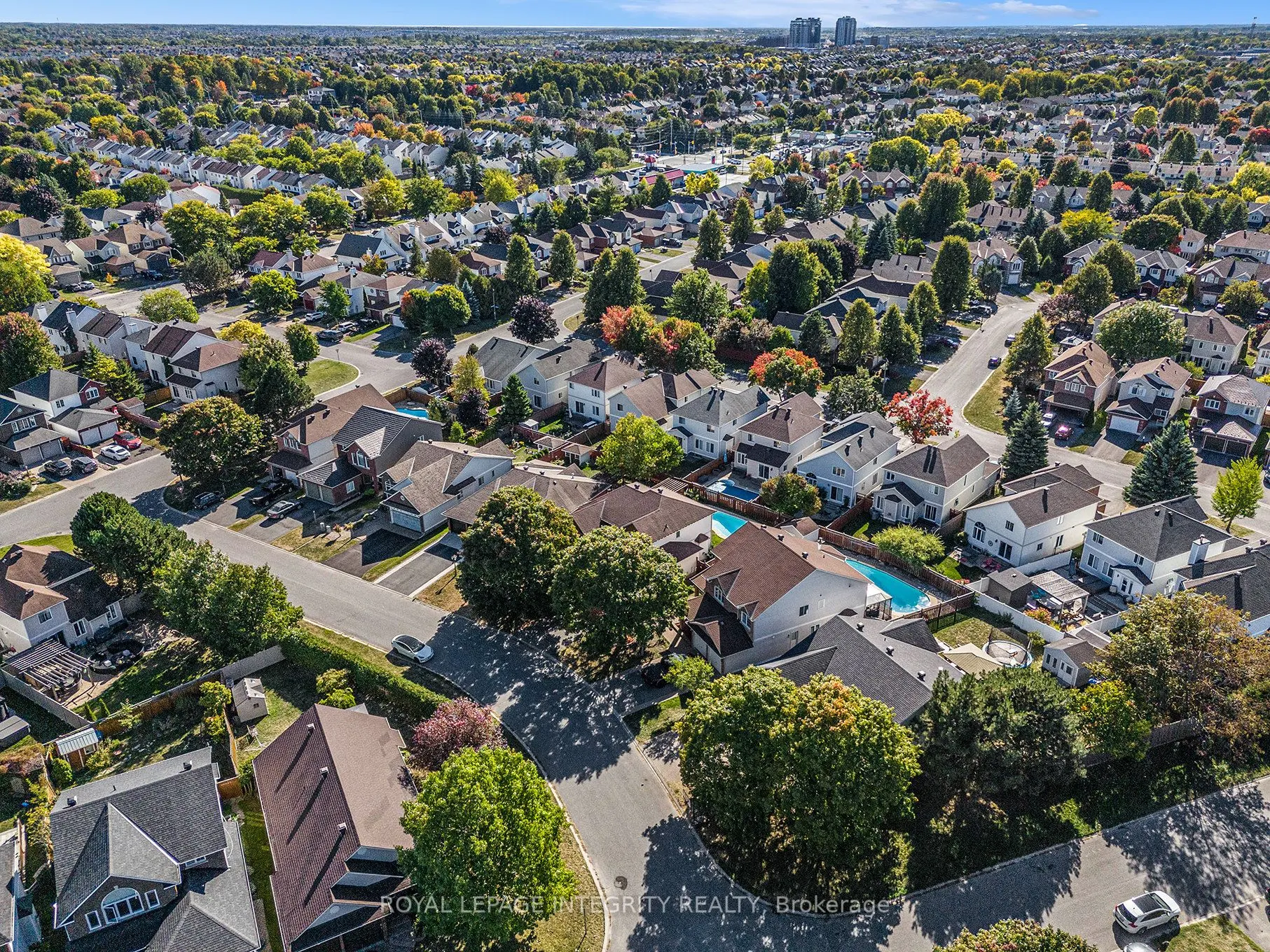 10 Maybrook Place