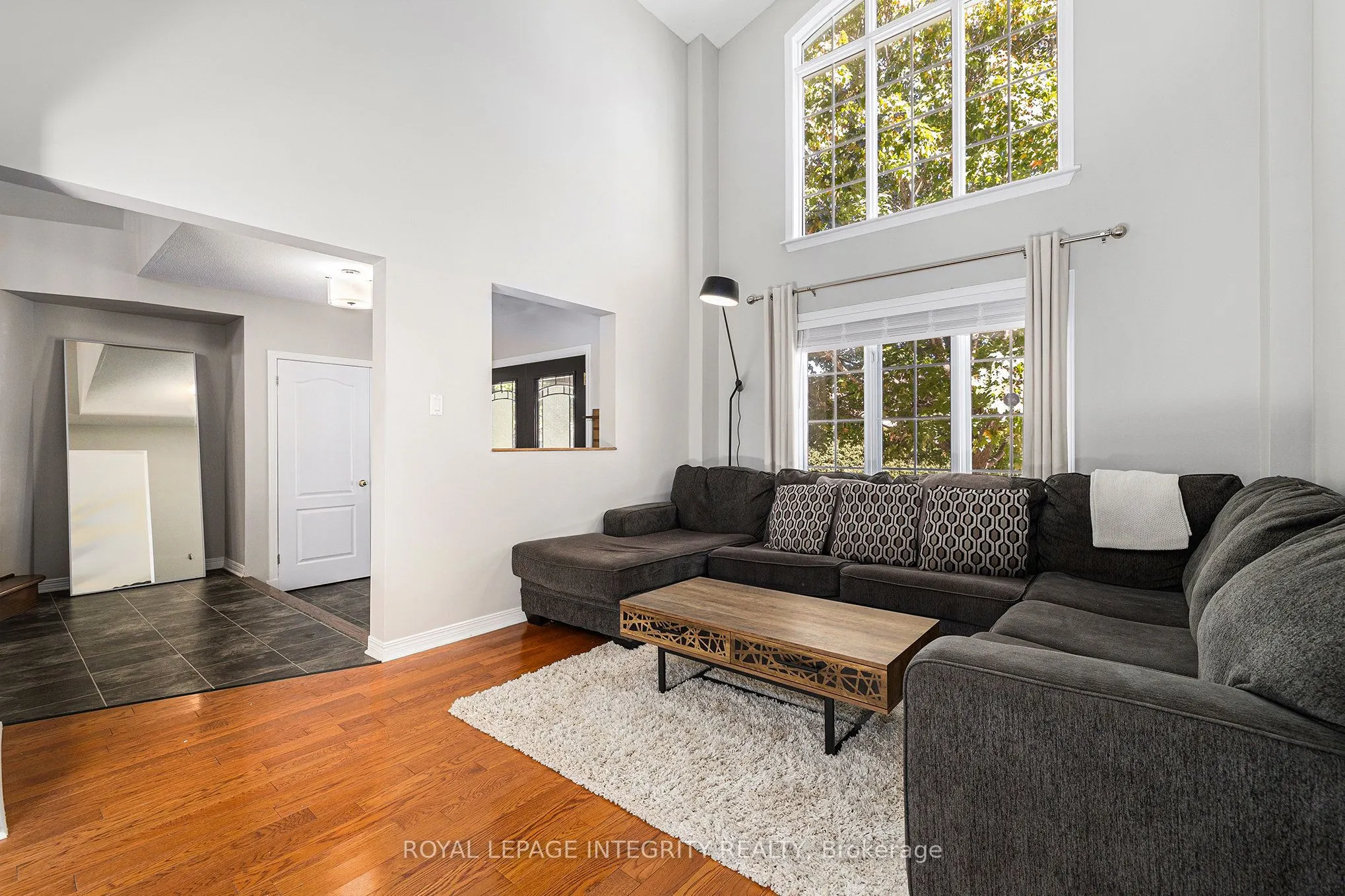 10 Maybrook Place