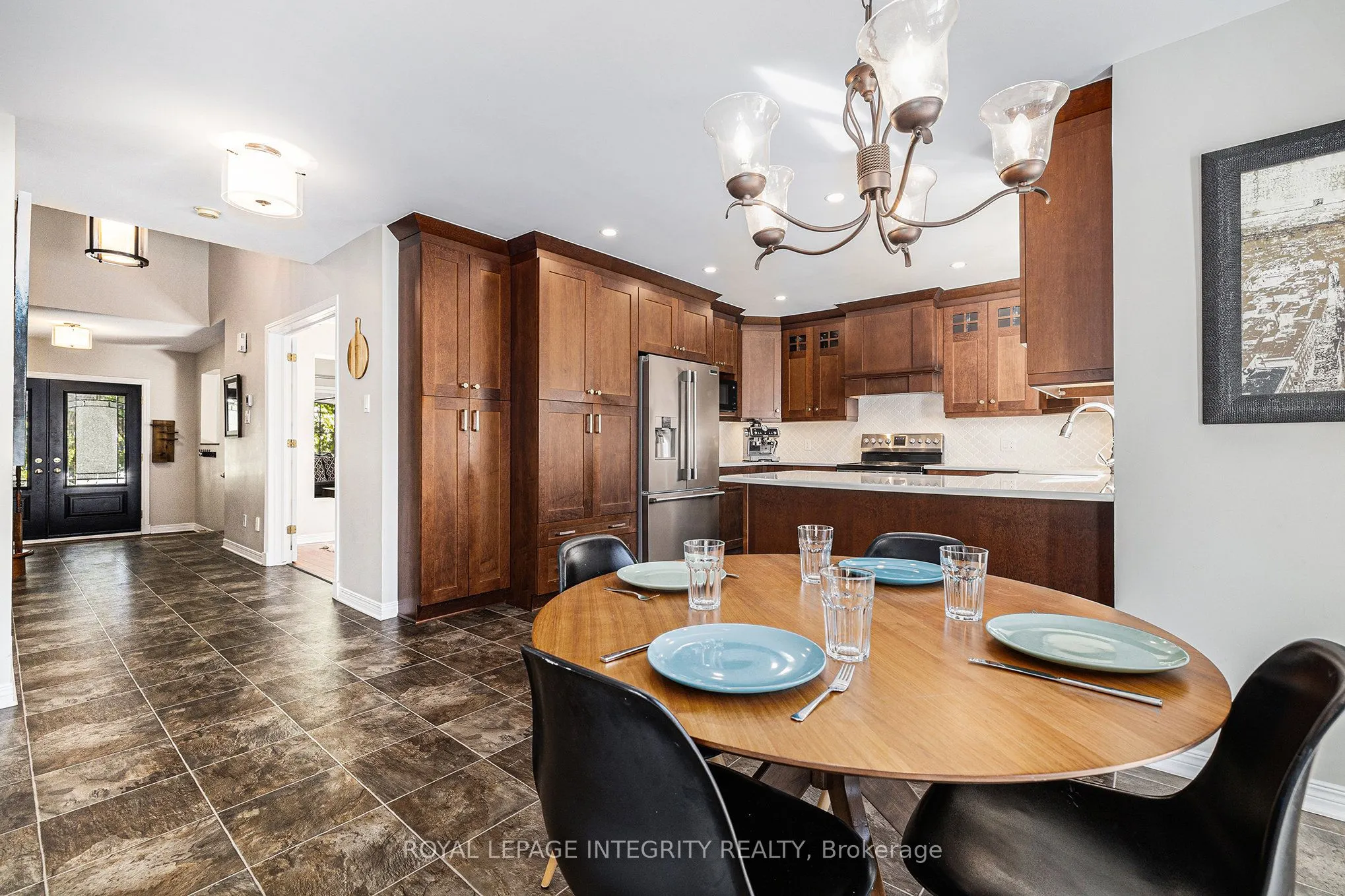 10 Maybrook Place
