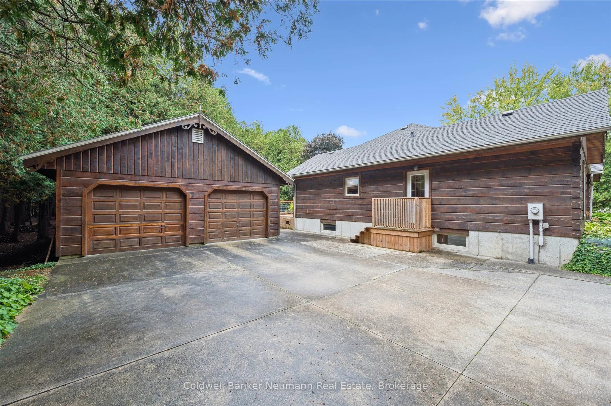 403277 Grey Road 4