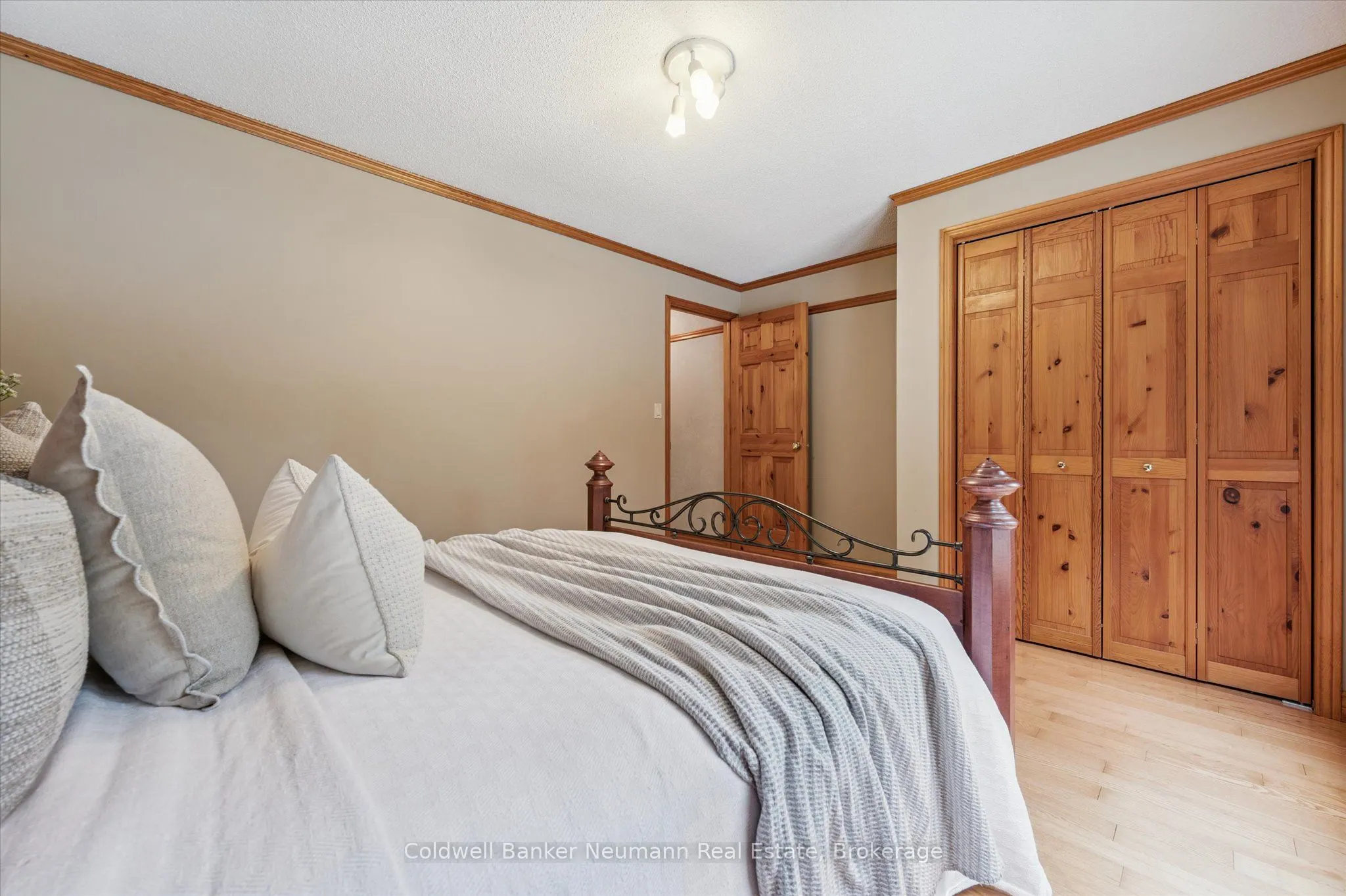 403277 Grey Road 4
