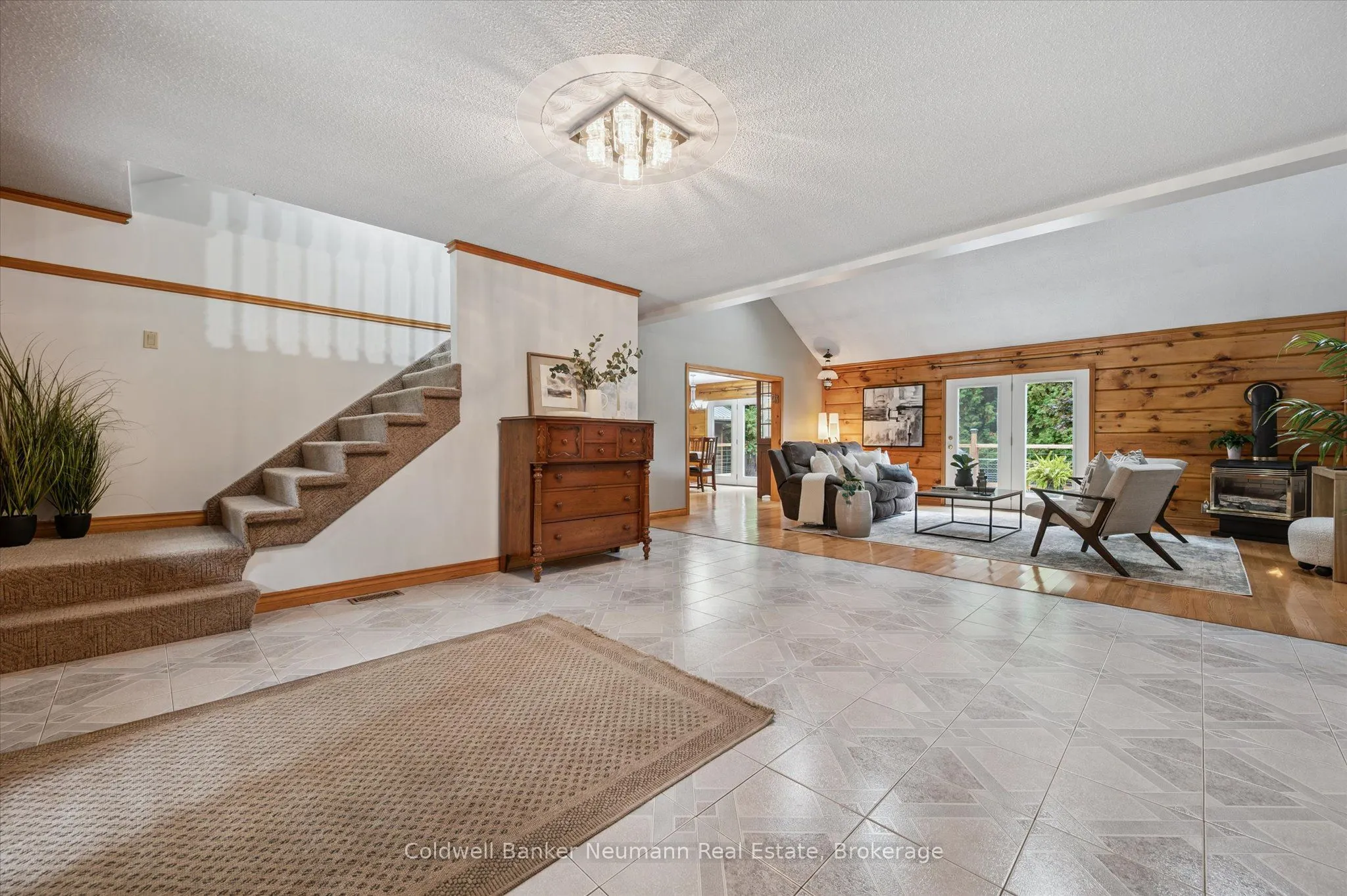 403277 Grey Road 4