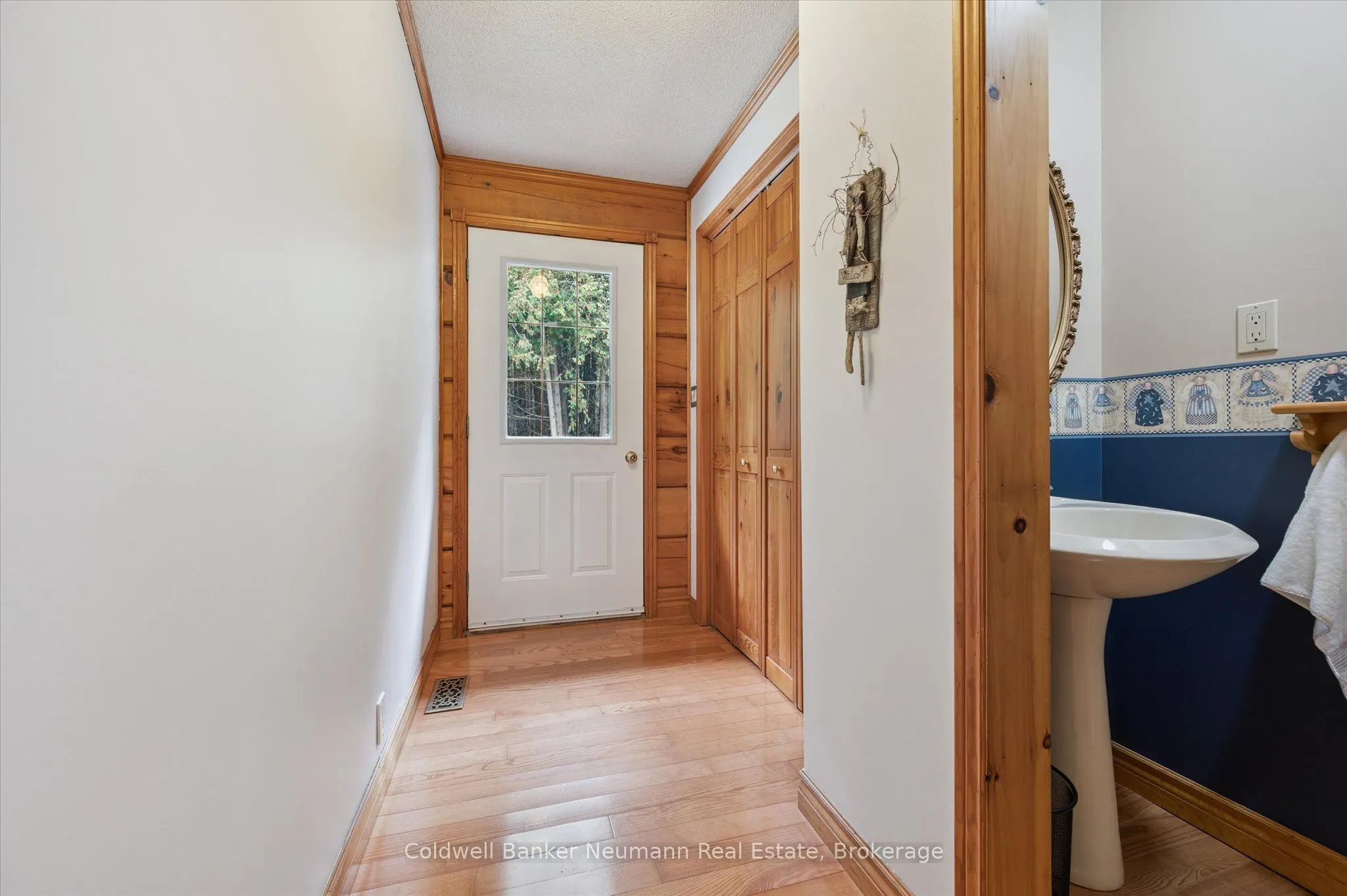 403277 Grey Road 4