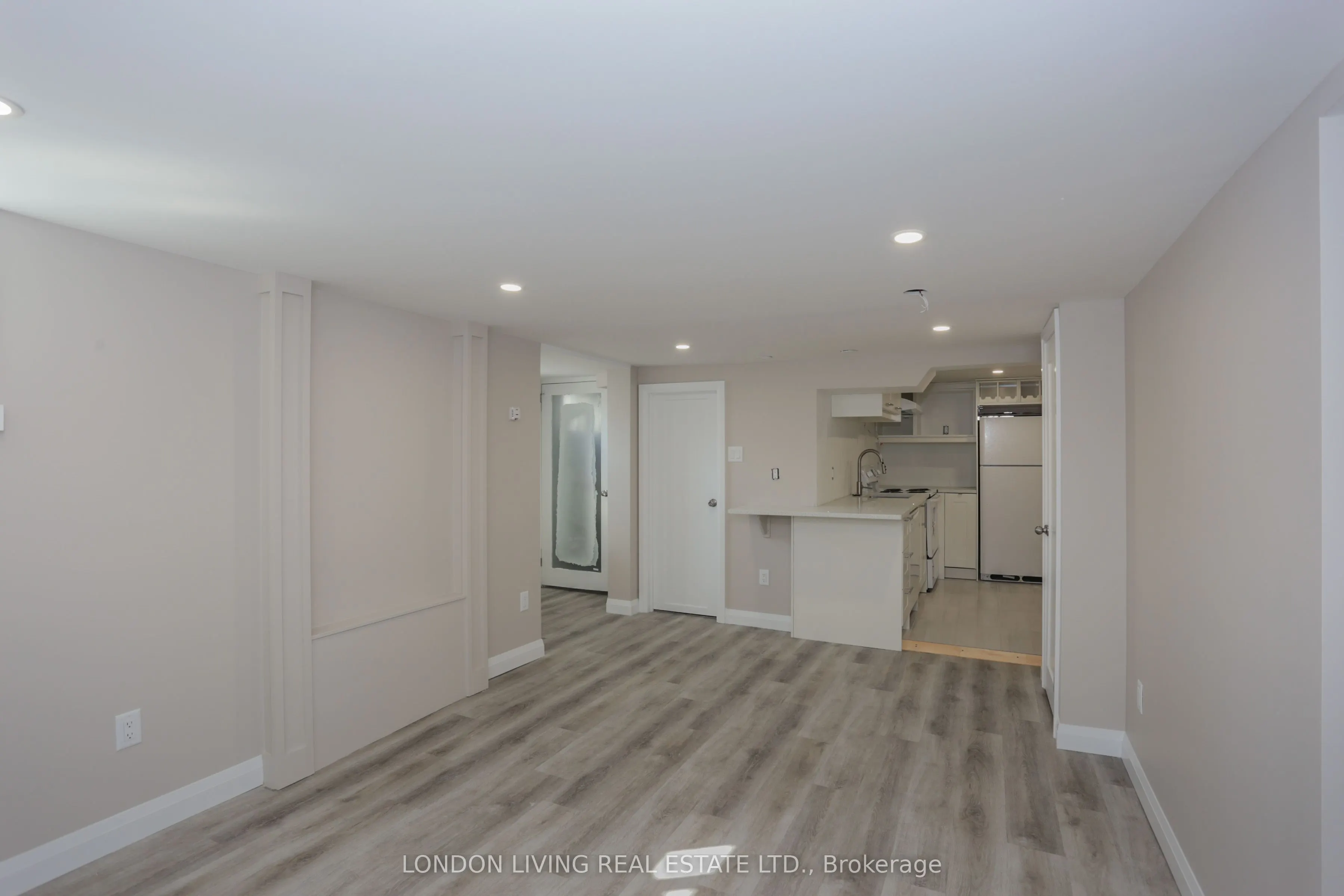 127 Wortley Road, #B