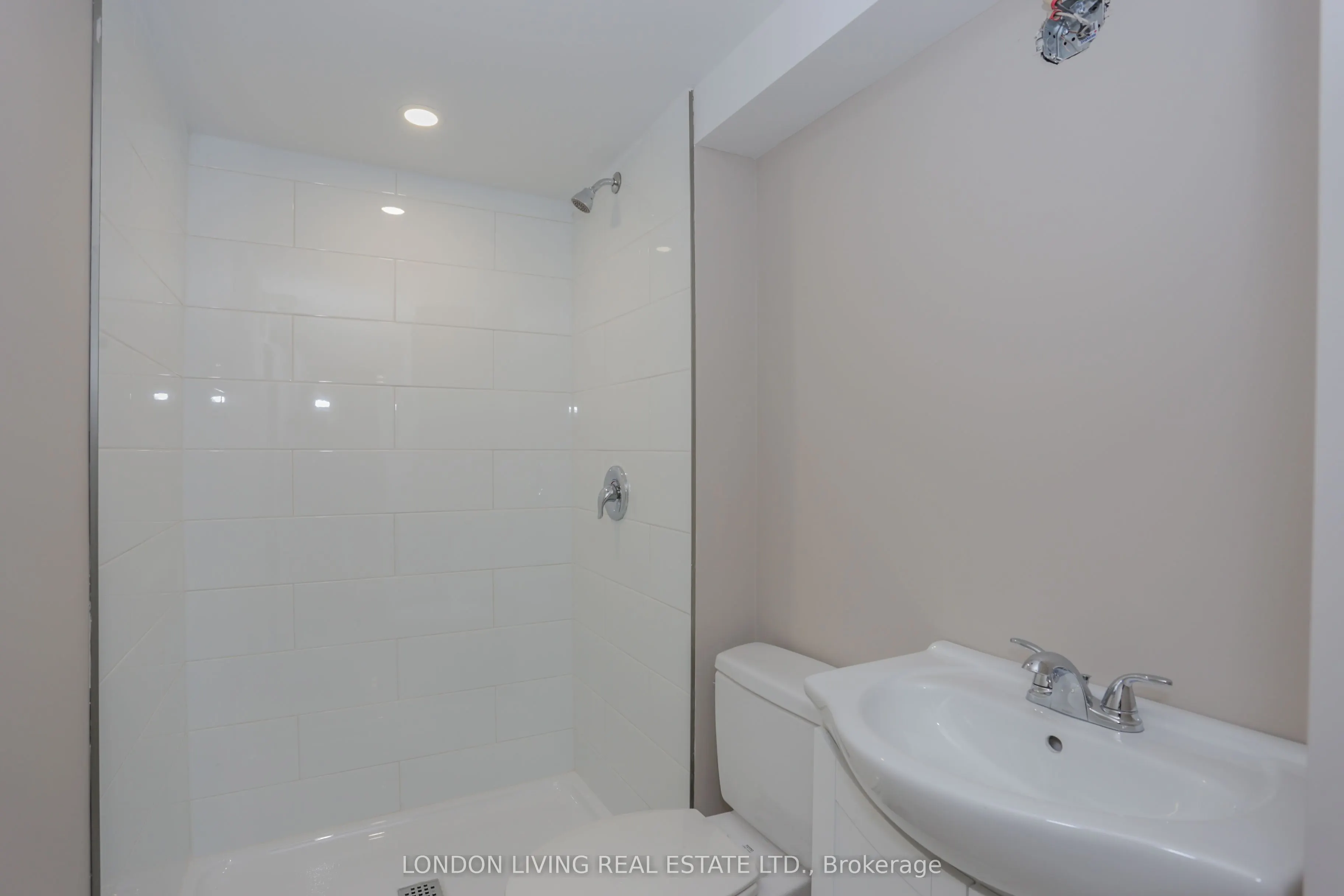 127 Wortley Road, #B