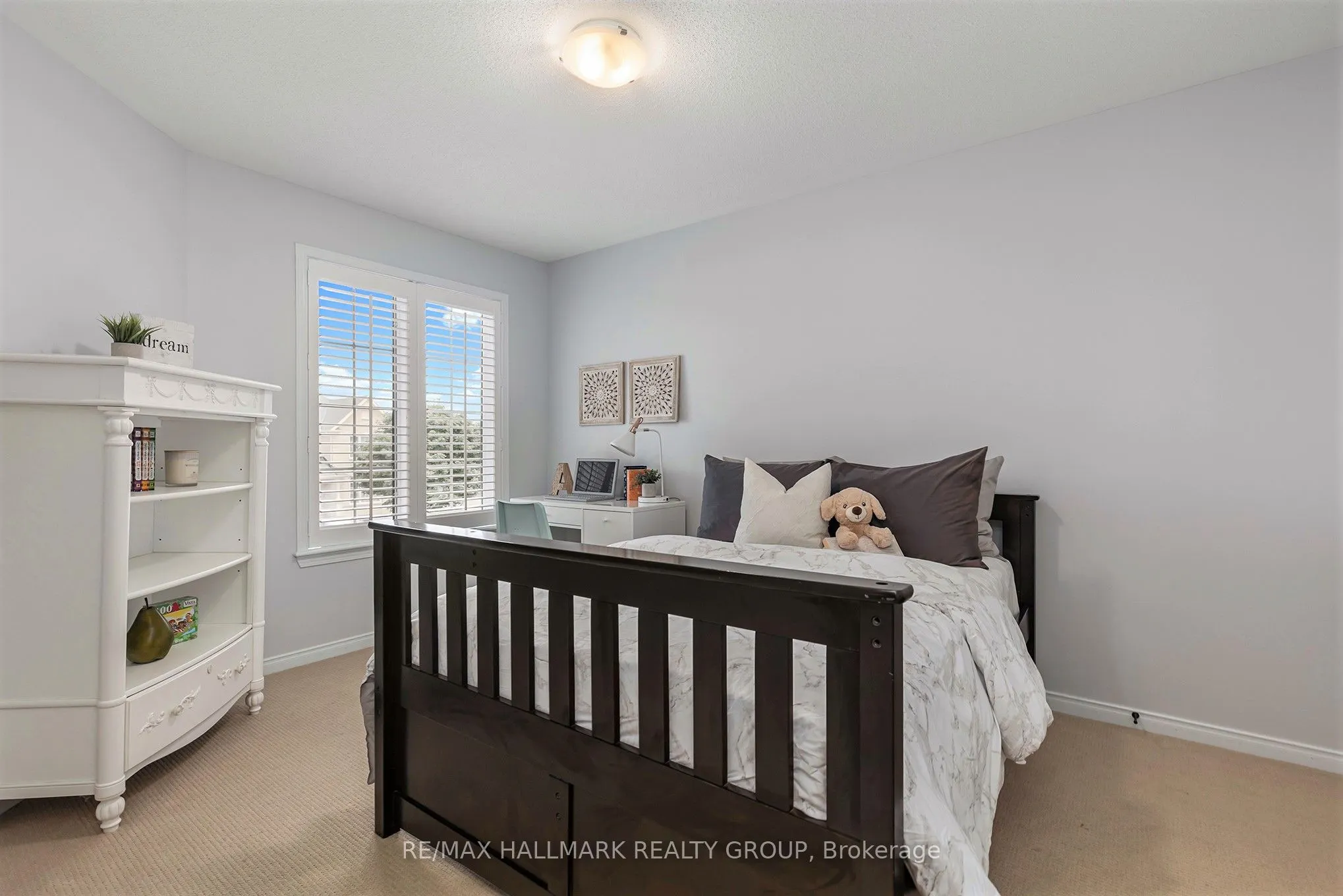 828 Dalkena Place